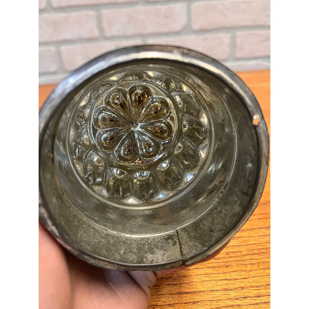 Antique Primitive Copper & Tin Jello Dessert Food Mold Farmhouse Decor 3"