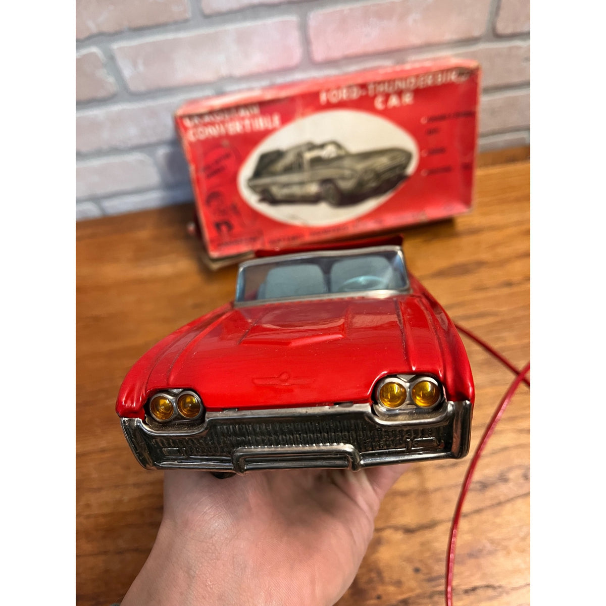 Vintage Cragstan Toy Ford Thunderbird Convertible With Retractable Top Battery-Powered Remote Control Car NGS Japan