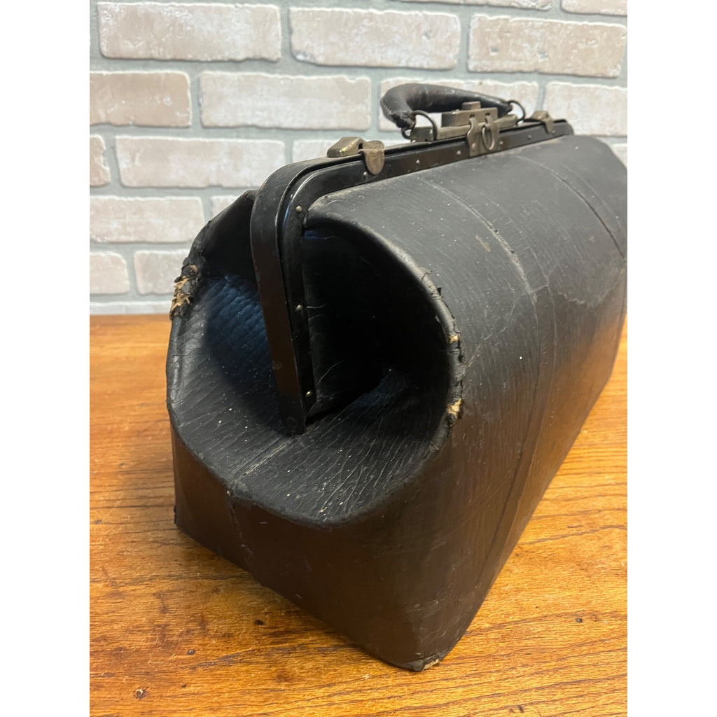 Antique Early 1900s Doctor Bag Medicine Bag Black No Key - Distressed