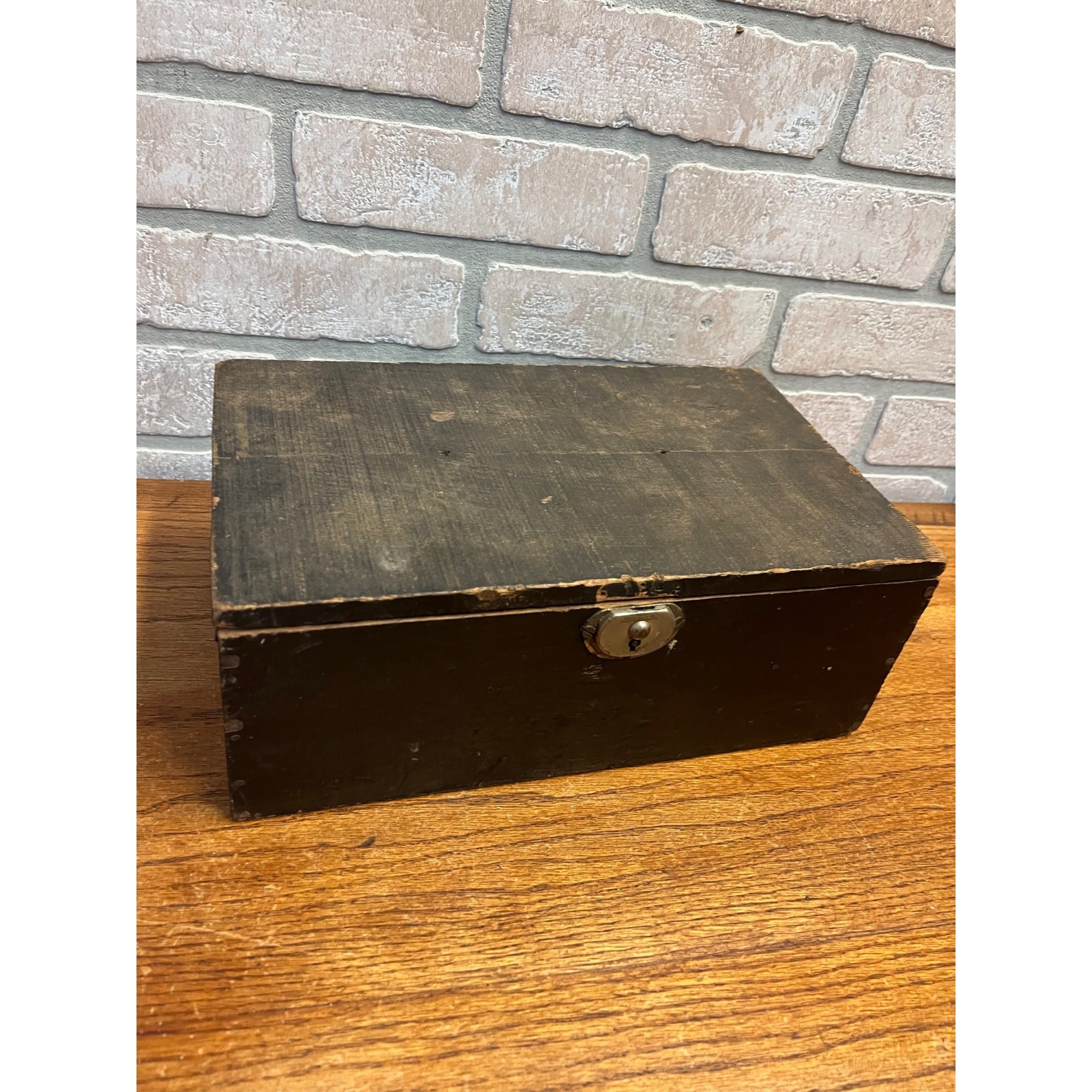 Antique Early 1900s Shoe Cobbler Tool Box w/ Hammer Primitive Red Black Paint