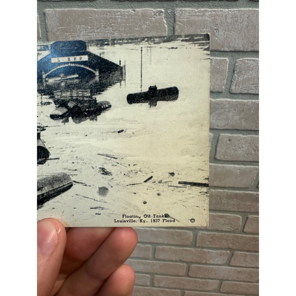 Louisville Ky Floating Oil Tanks l & N Railroad Building 1937 Flood Postcard