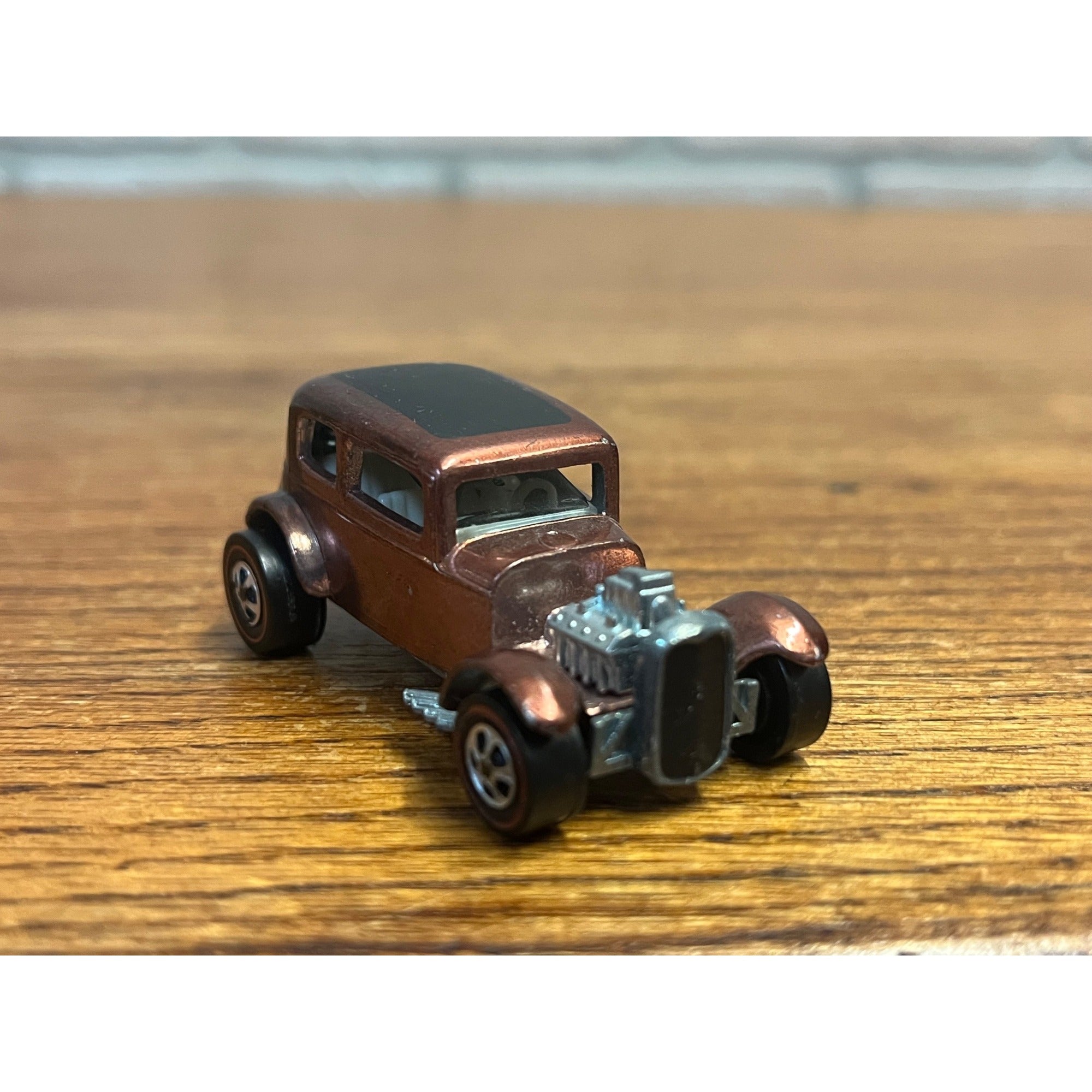 Vintage Hot Wheels Redlines 1969 '32 Ford Vicky Brown / Copper - Near Mint