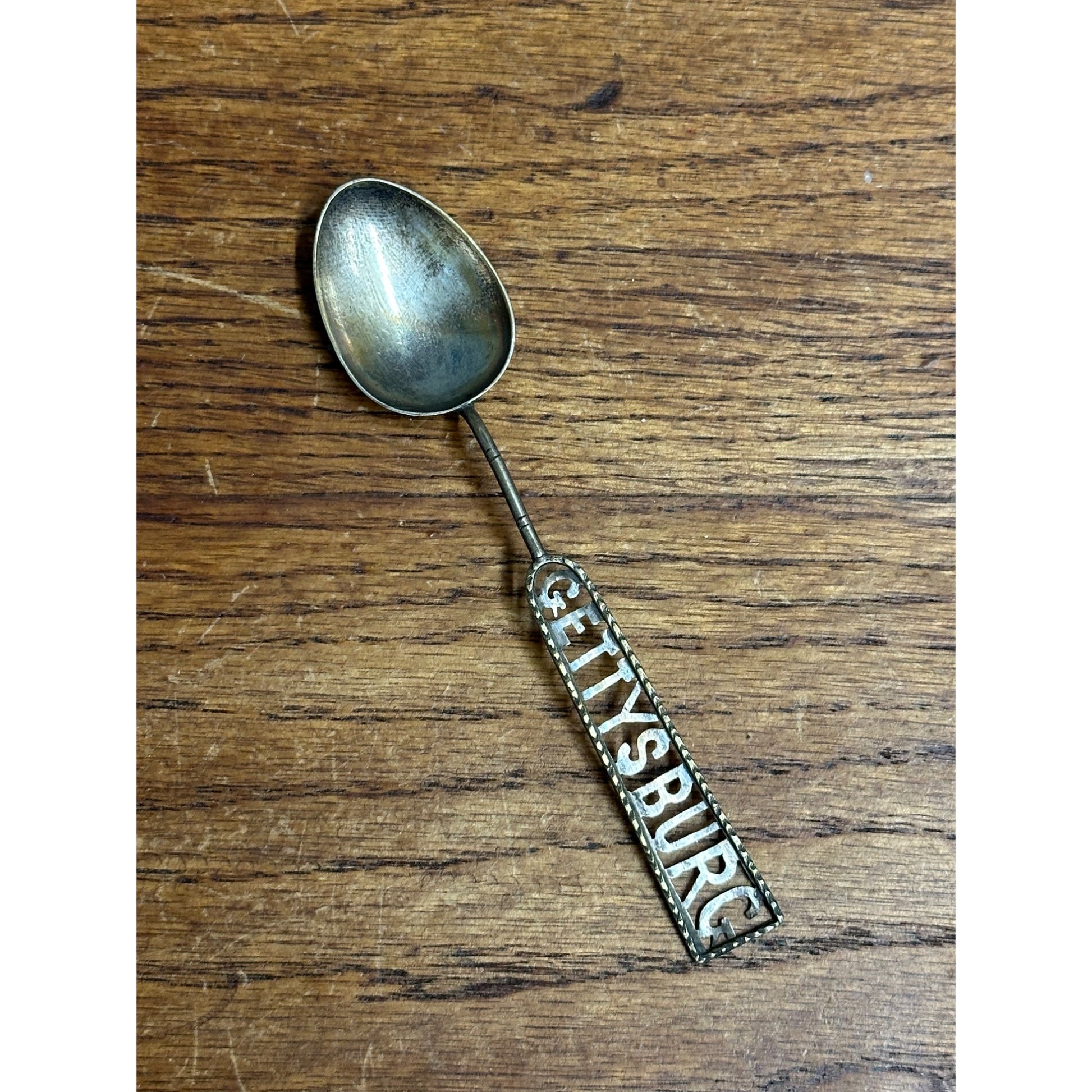 Vintage Souvenir Spoon Gettysburg Civil War PA Cutout Script -  Sterling Silver?