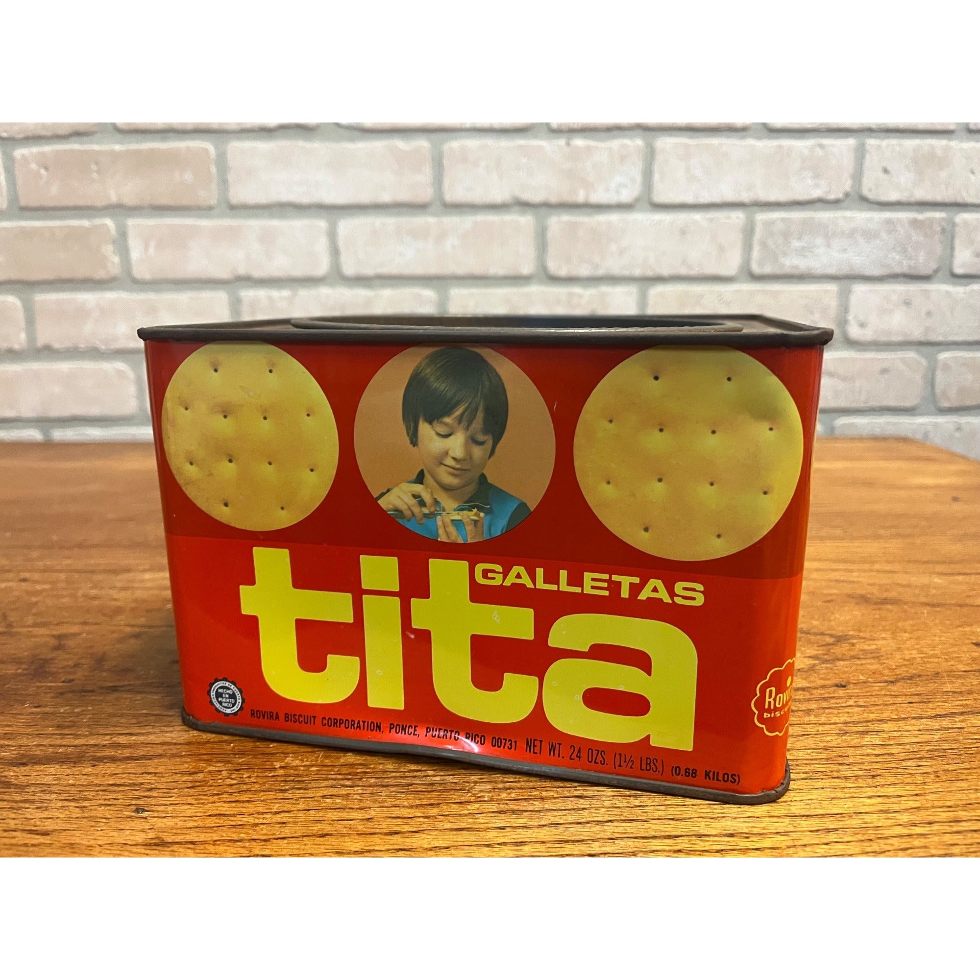 Vintage TITA Crackers Tin - Rovira Biscuit Co - Ponce, Puerto Rico