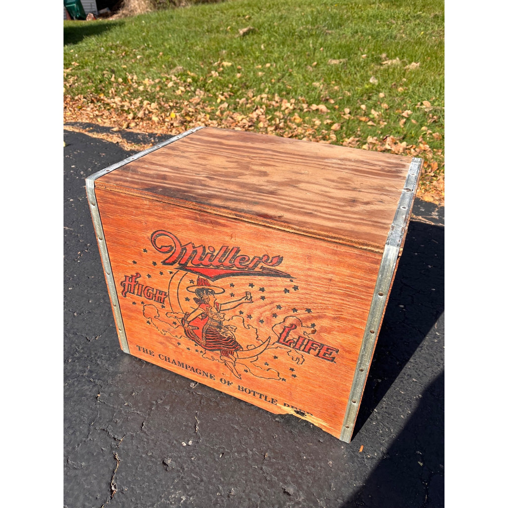 Vintage Miller High Life Beer Girl on Moon Wooden Crate Milwaukee Wisconsin