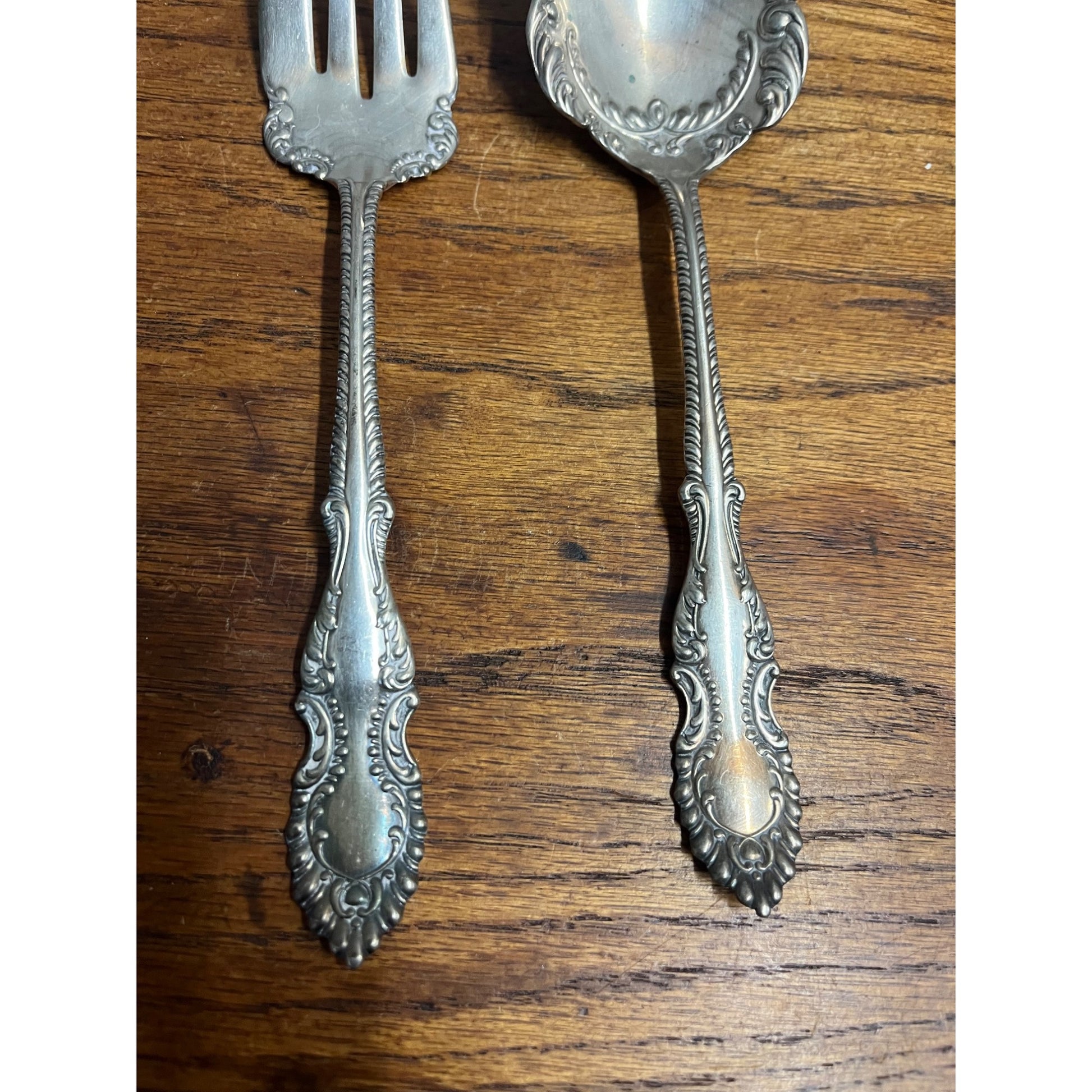 Wm Rogers "Elberon" A1 Serving Spoon & Fork Pair Set 8" Victorian Ornate
