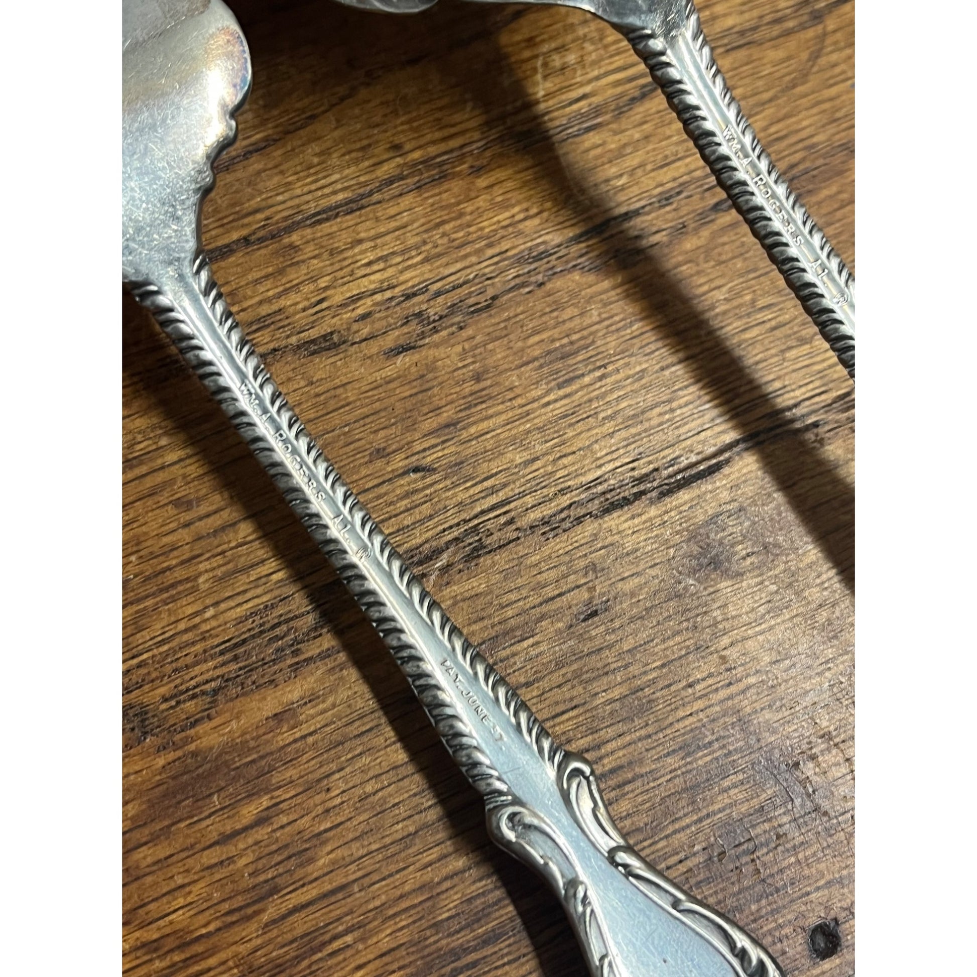 Wm Rogers "Elberon" A1 Serving Spoon & Fork Pair Set 8" Victorian Ornate