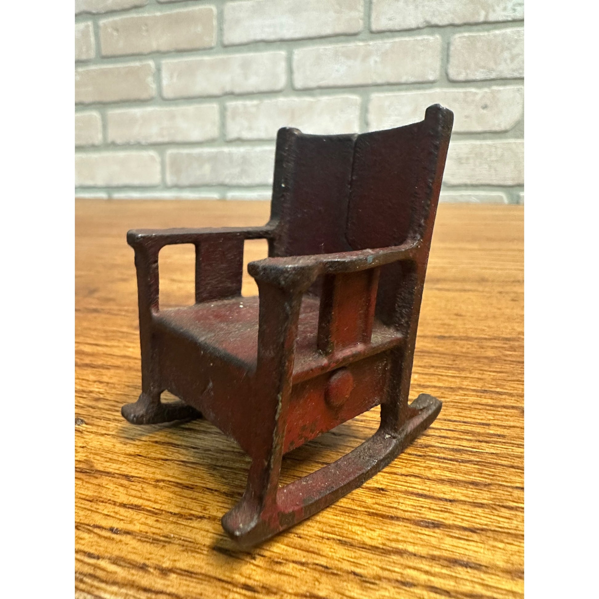 Antique Kilgore Arcade Cast Iron Rocking Chair Doll Dollhouse Miniature