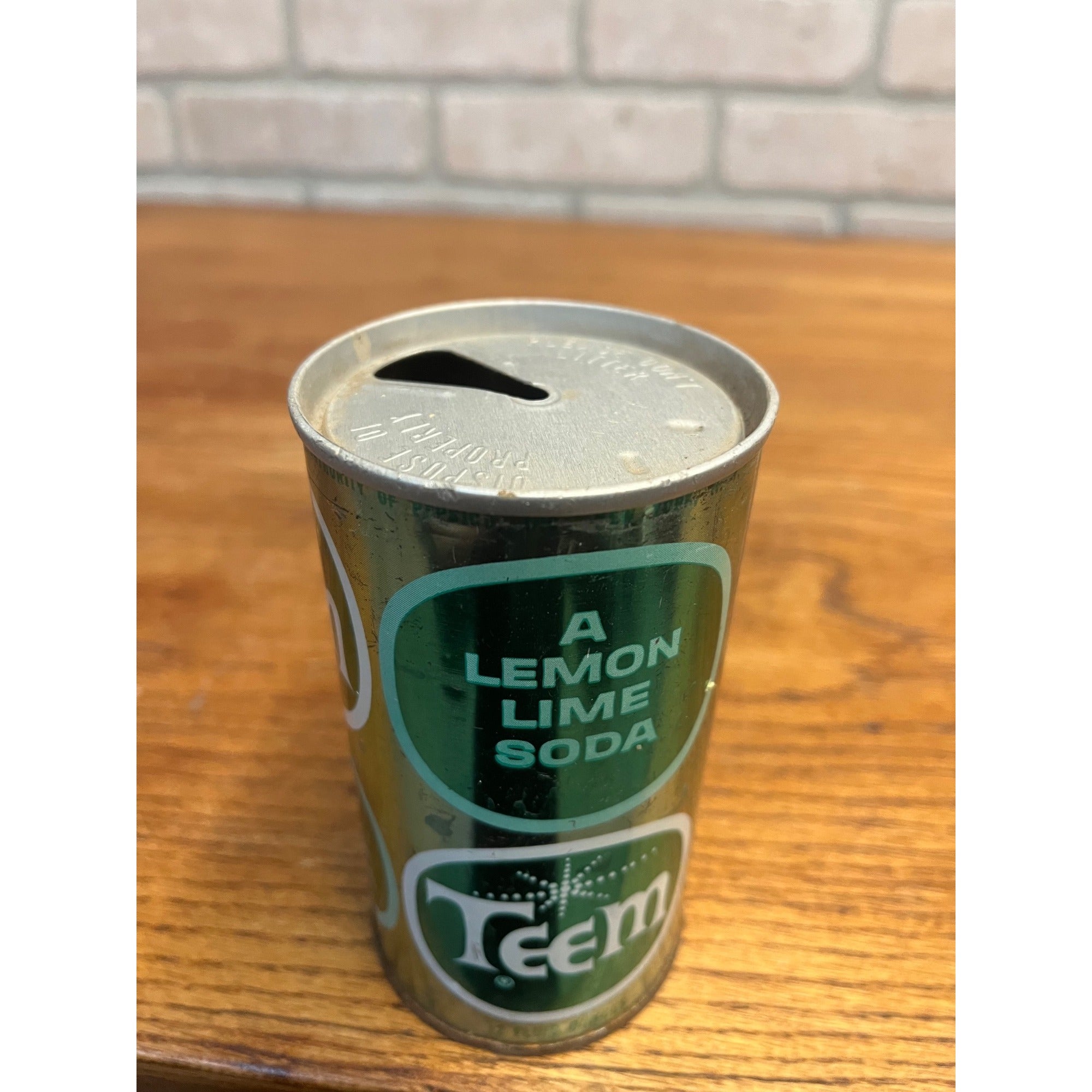 Vintage Teem Lemon Lime Can Pull Tab Steel 12 oz Empty Rare Soda Metallic Green