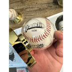 Chicago White Sox Signed Cards, Baseballs, Photos Ozzie Gyillen, Torberg ++