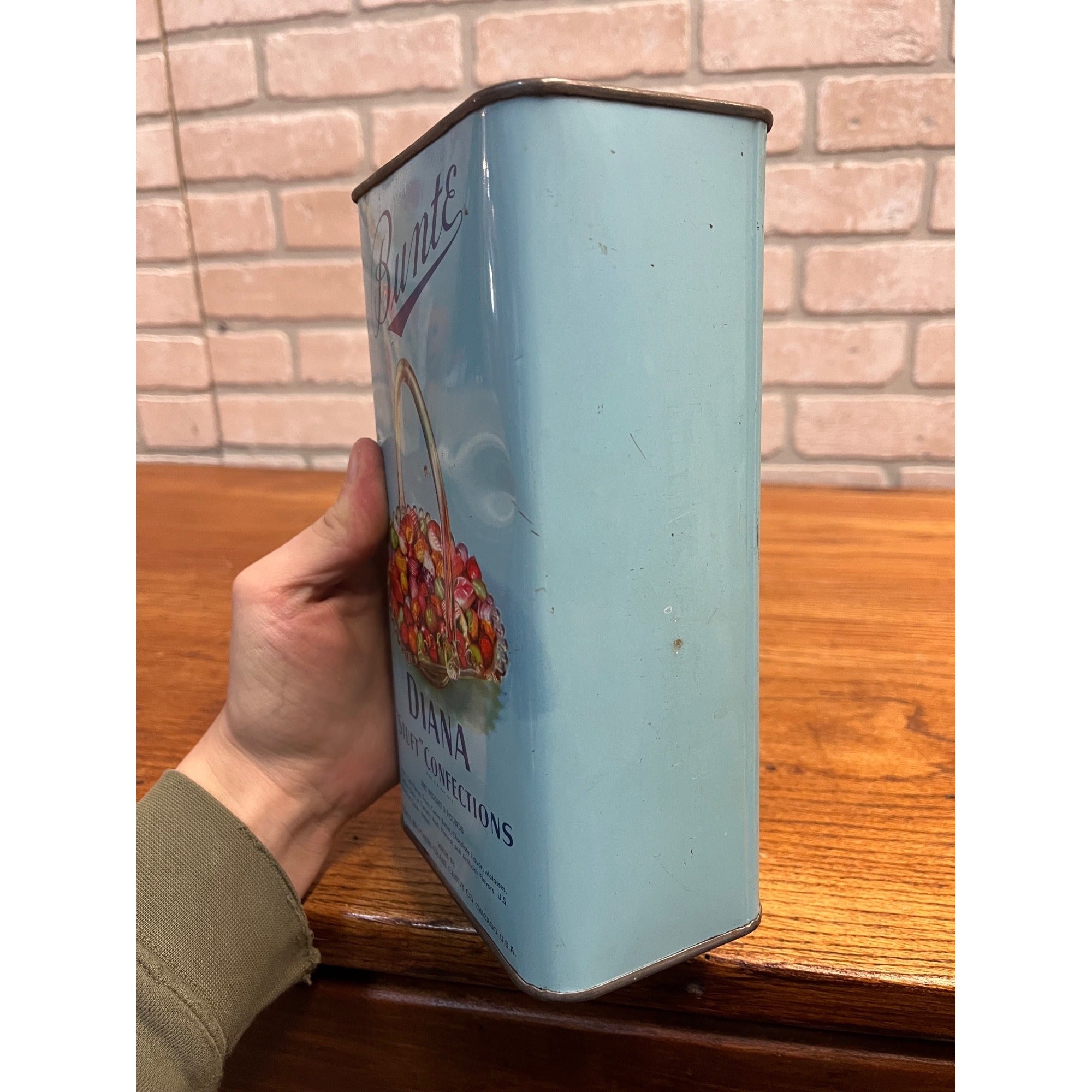 Vintage 1930s Bunte Brothers Candy Confectionery Advertising Tin Can Chicago