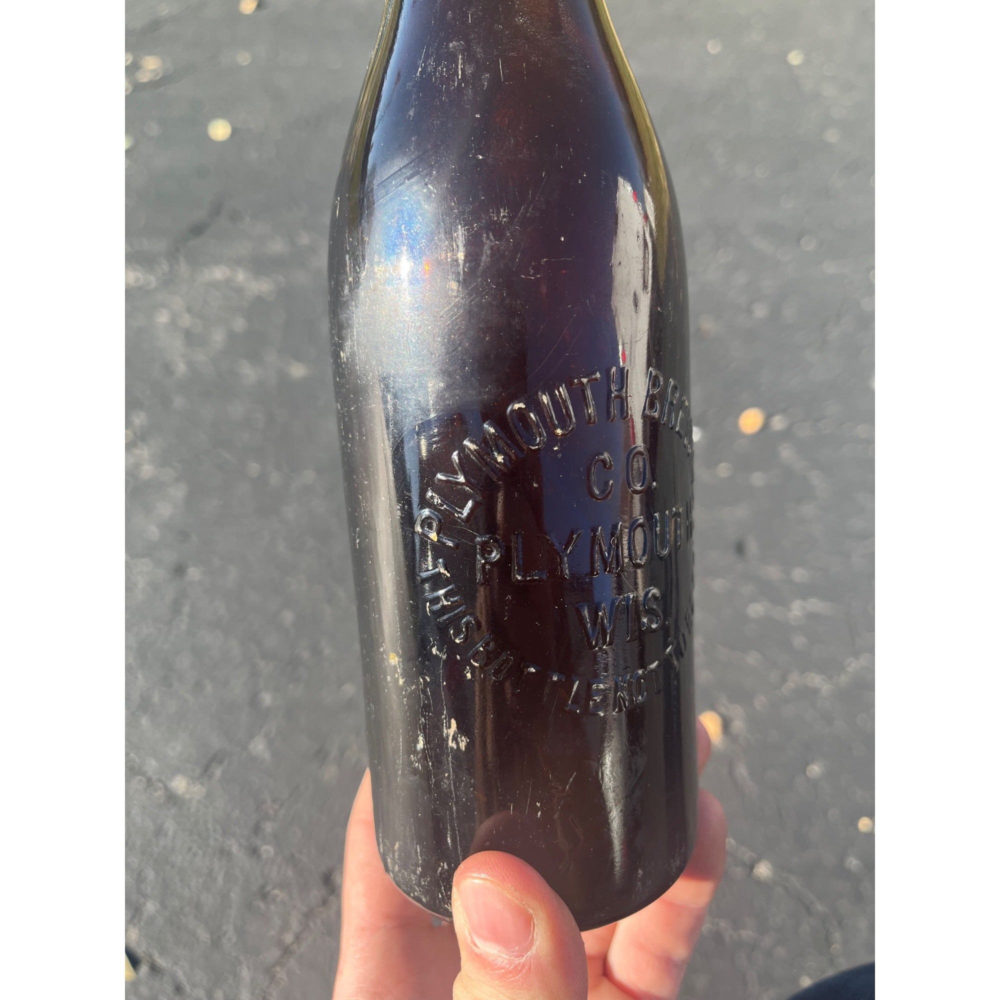 Vintage Pre-Prohibition Plymouth Brewing Co. Wis Amber Brown Beer Bottle