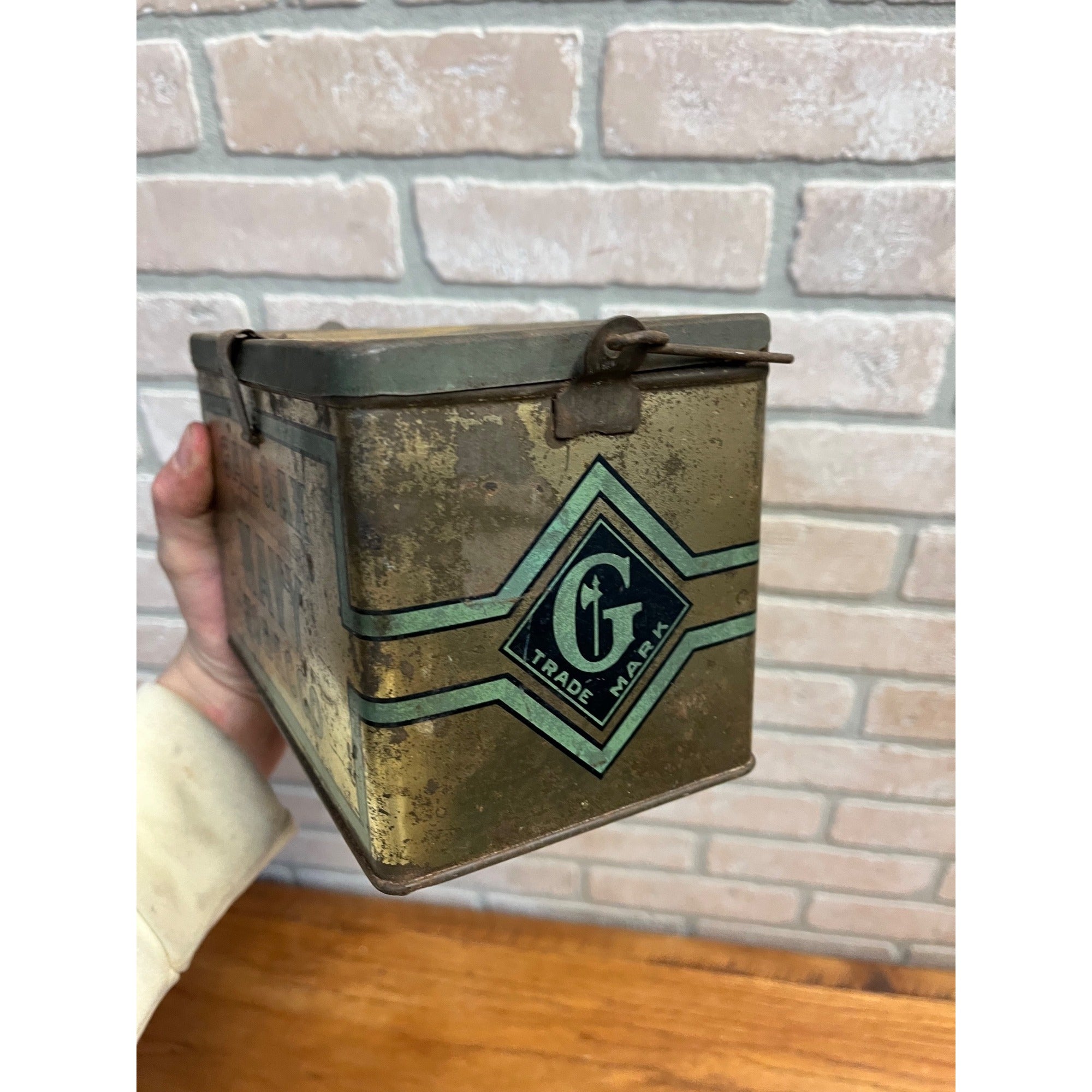 Vintage Gail & Ax Navy Tobacco Advertising Tin Lunch Pail Can American Co.