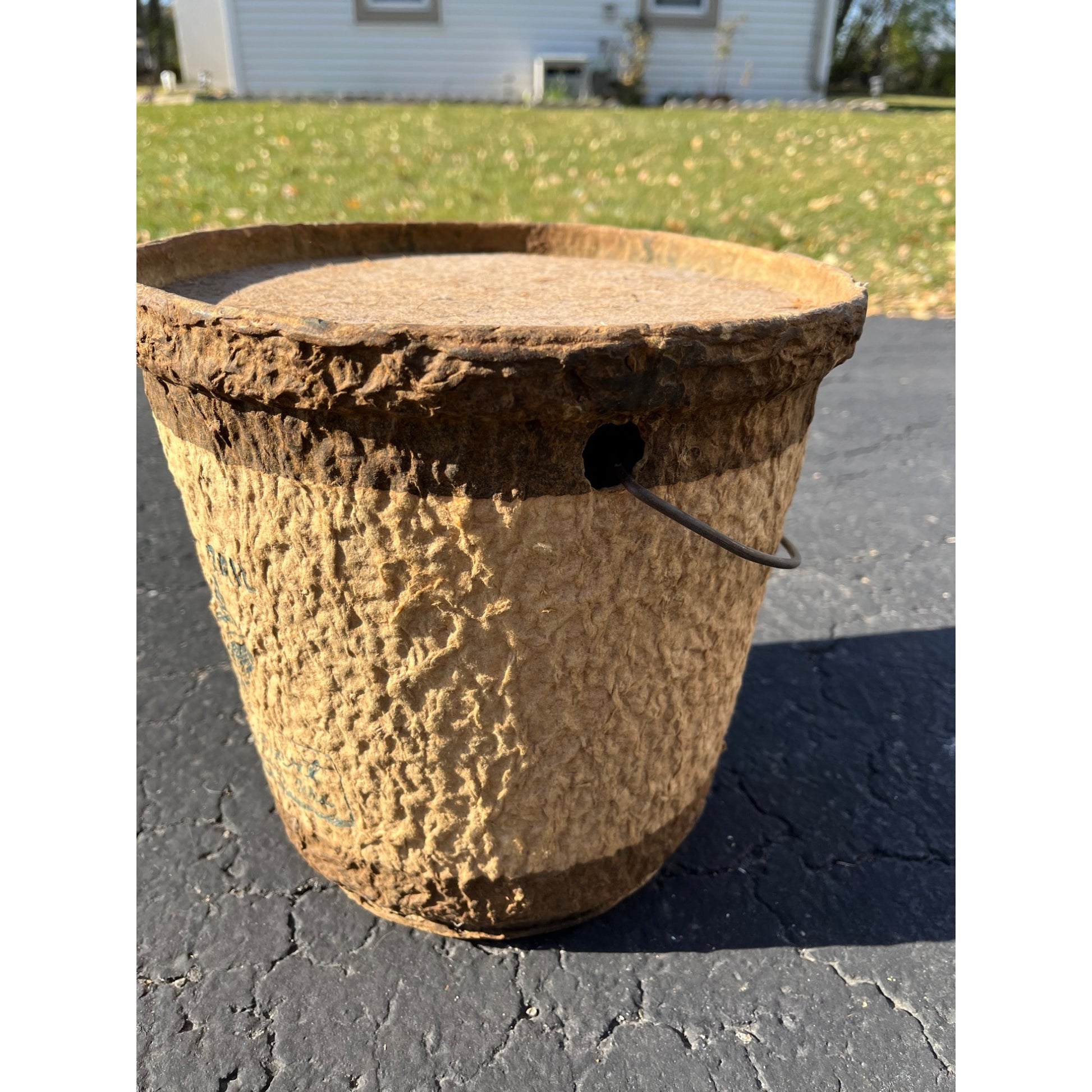 Vintage Formart Bait Pail Minnow Bucket Cedarburg, Wisconsin Largemouth Bass