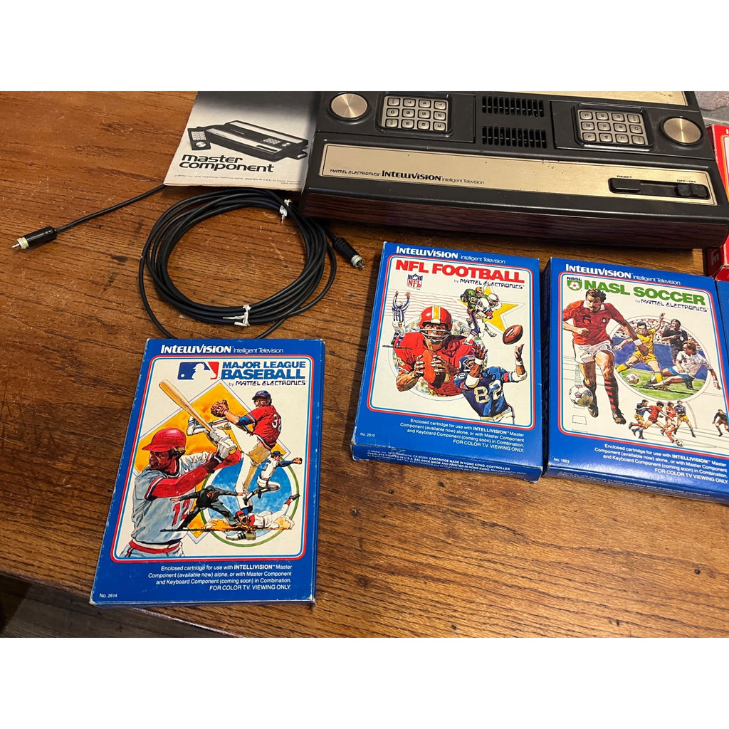 Vintage Mattel Electronics Intellivision 2609 Game Console With Games Bundle Set