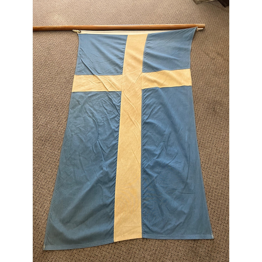 Vintage 1970s Sweden 3' x 5' Bulldog Flag 100% Cotton Bunting - Used