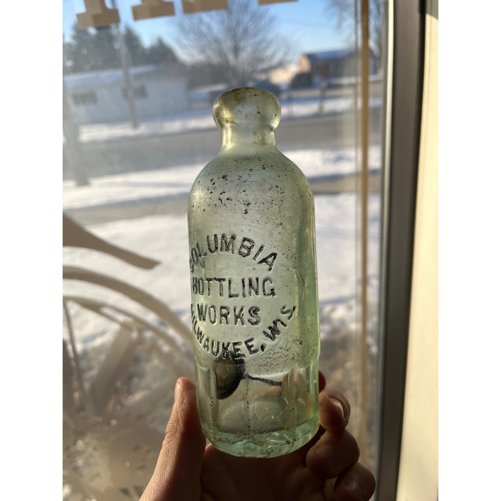 Columbia Bottling Works Milwaukee Wisconsin Blob Top Soda Bottle Hutchinson