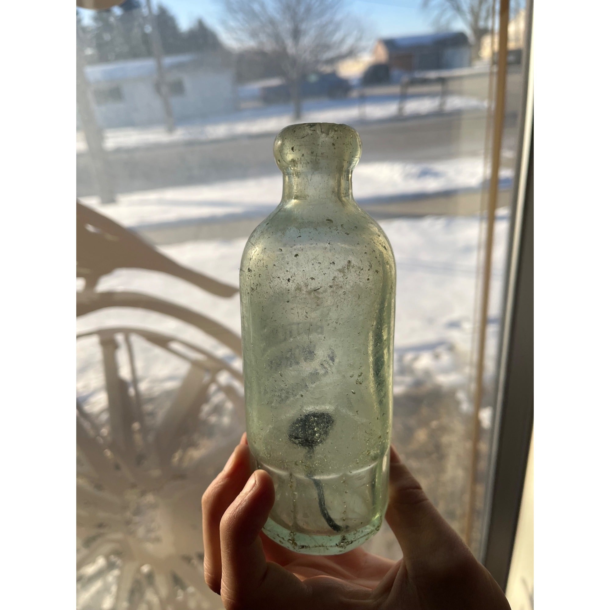 Columbia Bottling Works Milwaukee Wisconsin Blob Top Soda Bottle Hutchinson