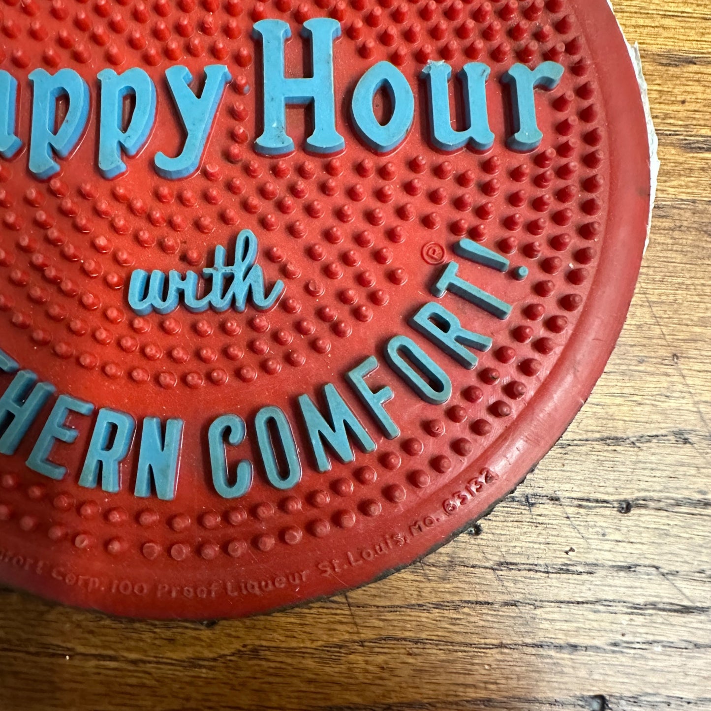 VINTAGE SOUTHERN COMFORT HAPPY HOUR ROUND 9" BAR MAT