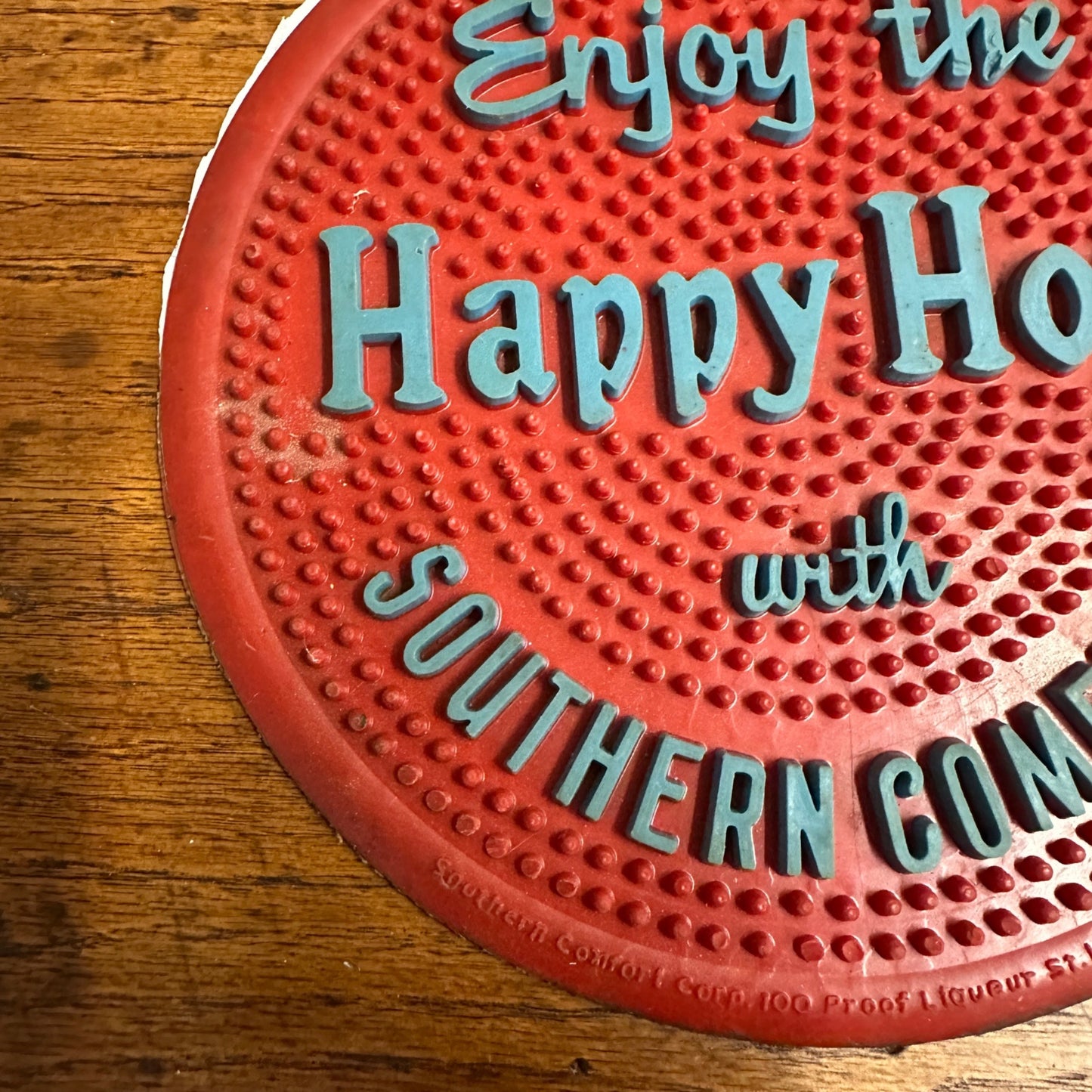 VINTAGE SOUTHERN COMFORT HAPPY HOUR ROUND 9" BAR MAT