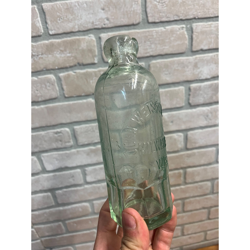 Vintage John Weissenberger Soda Beer Bottle Milwaukee Wisconsin Blob Hutchinson