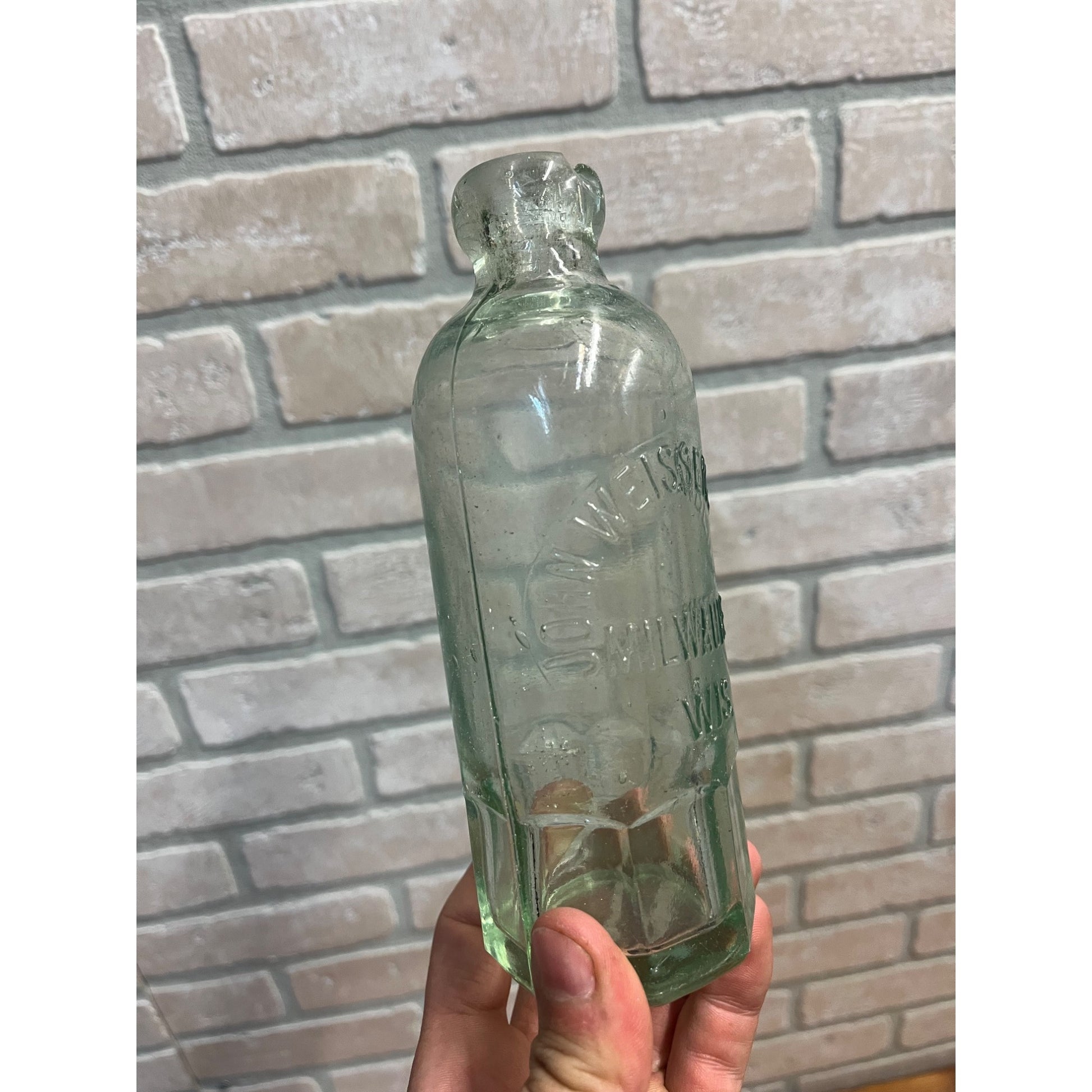 Vintage John Weissenberger Soda Beer Bottle Milwaukee Wisconsin Blob Hutchinson