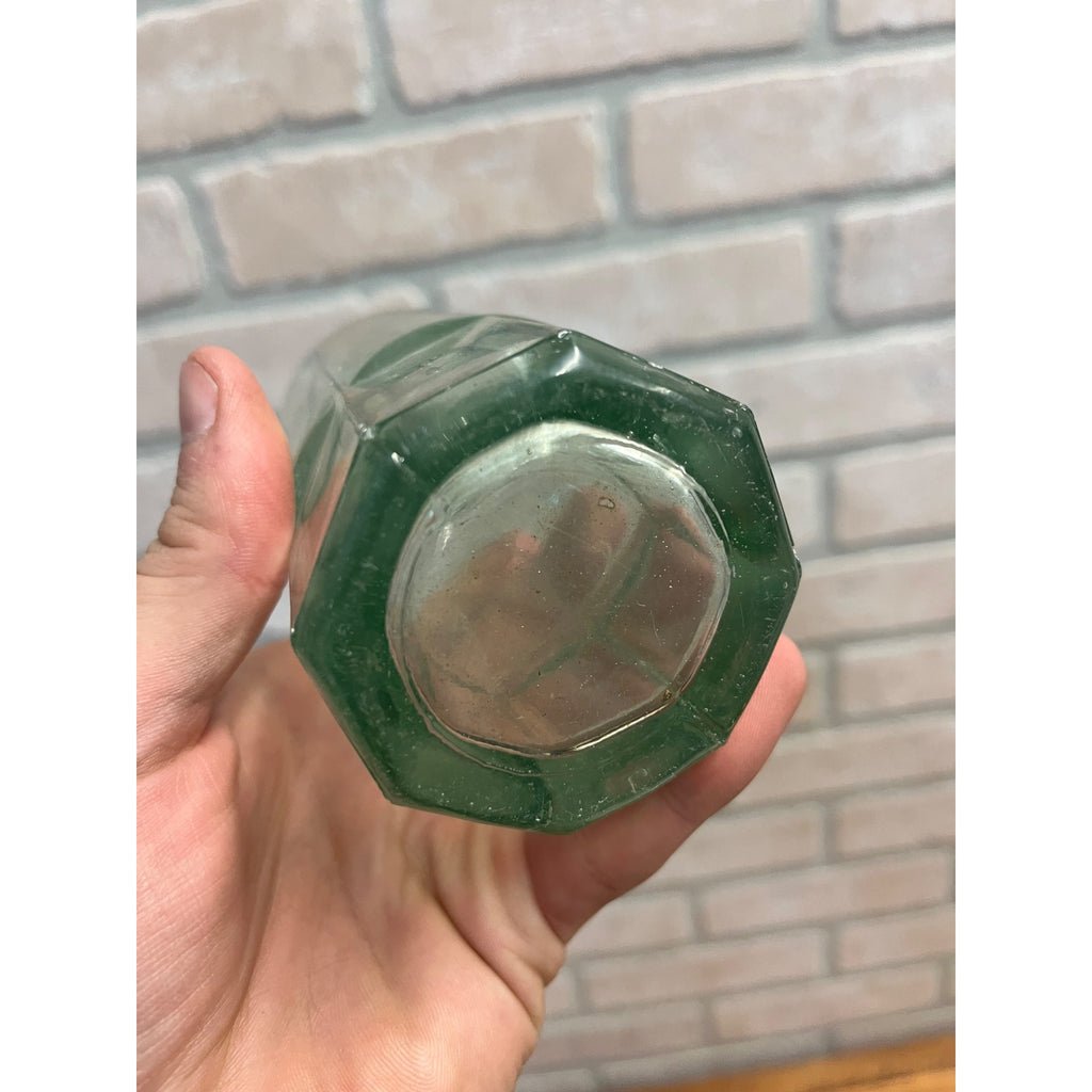 Vintage John Weissenberger Soda Beer Bottle Milwaukee Wisconsin Blob Hutchinson