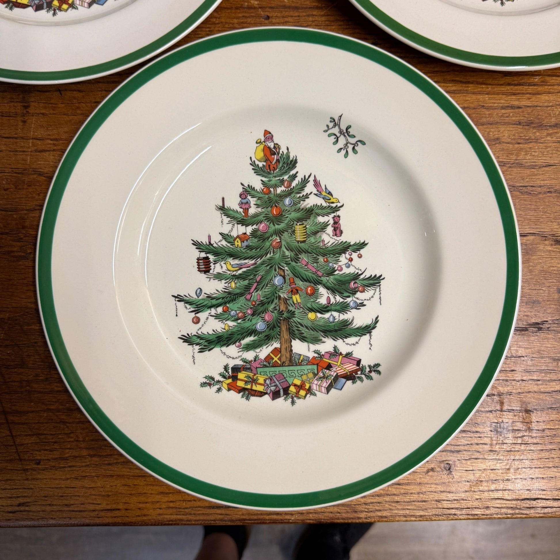 Vintage SPODE Christmas Tree S3324 England Set of (3) Dinner Plates 10.5"