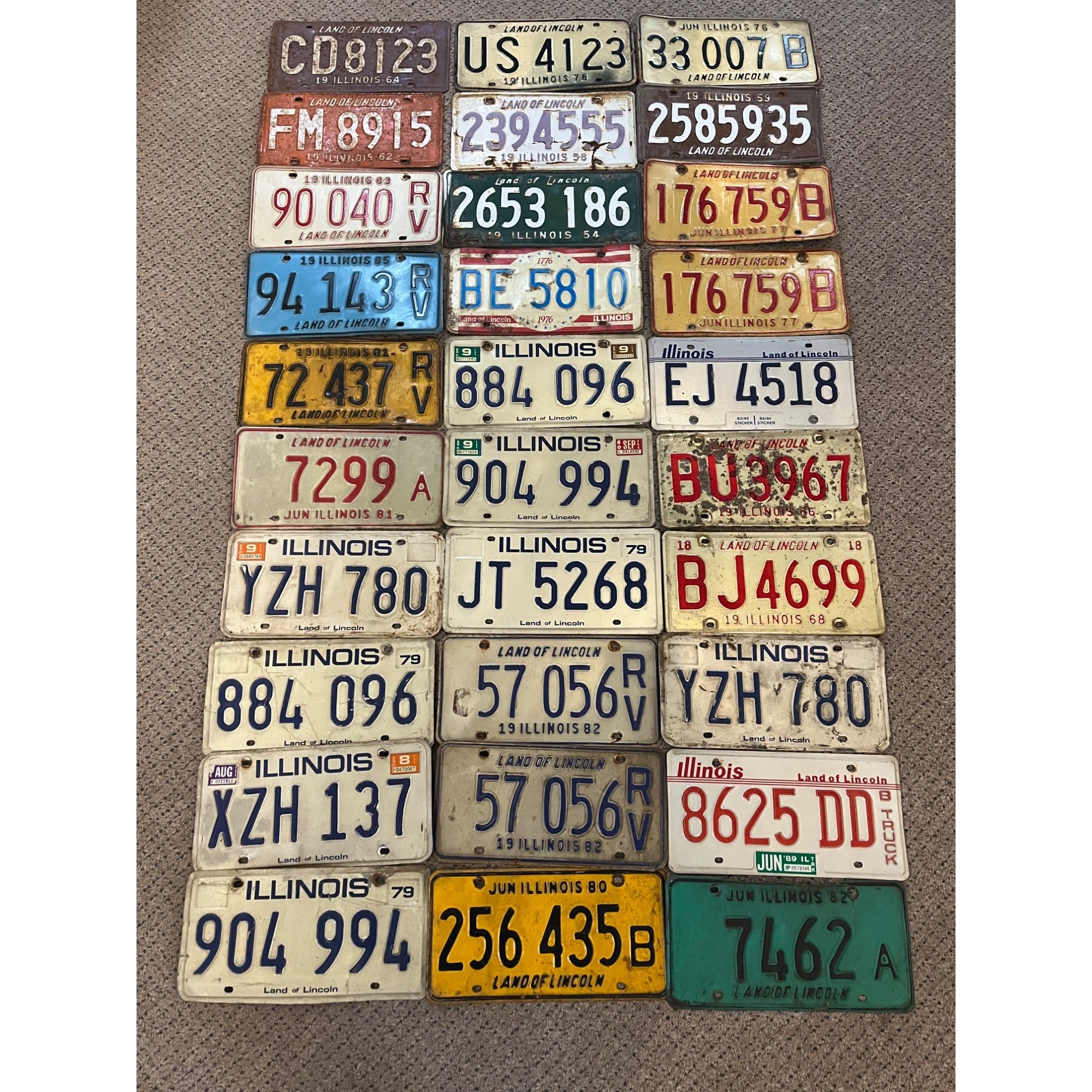 Vintage Huge Lot (30) Illinois Car RV Truck License Plates 1960s-1980s