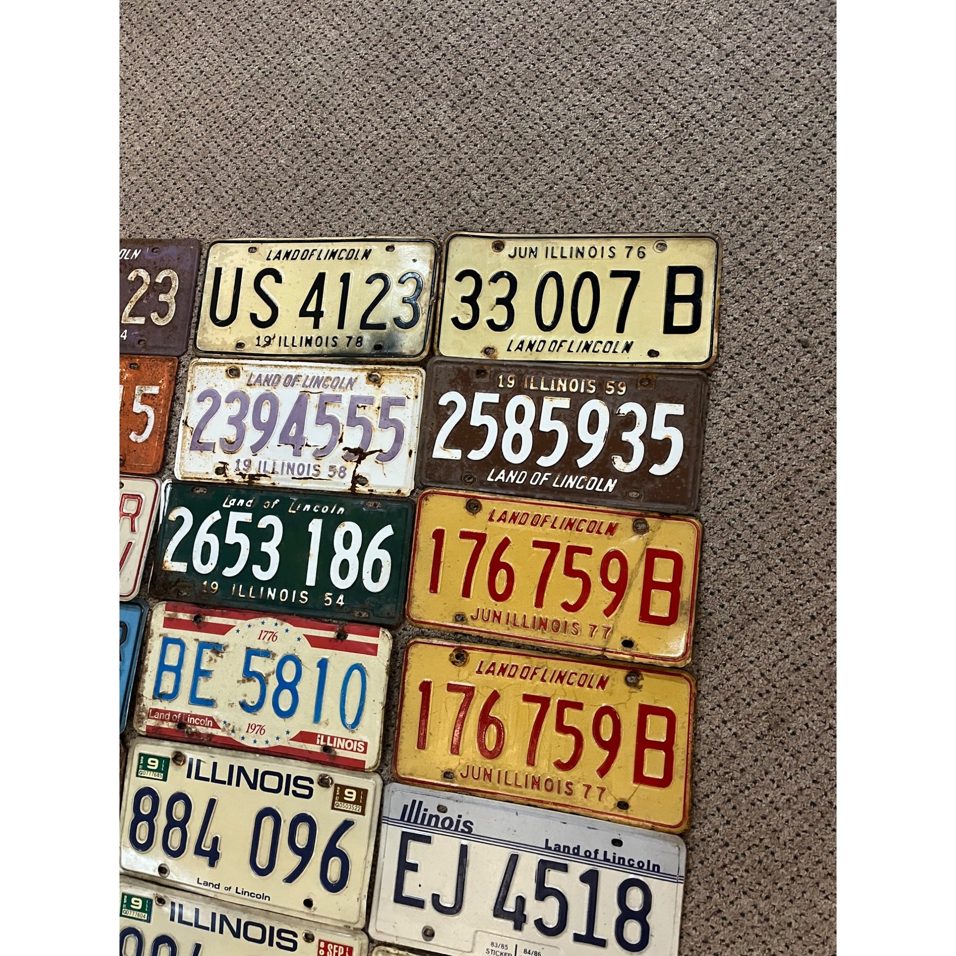 Vintage Huge Lot (30) Illinois Car RV Truck License Plates 1960s-1980s