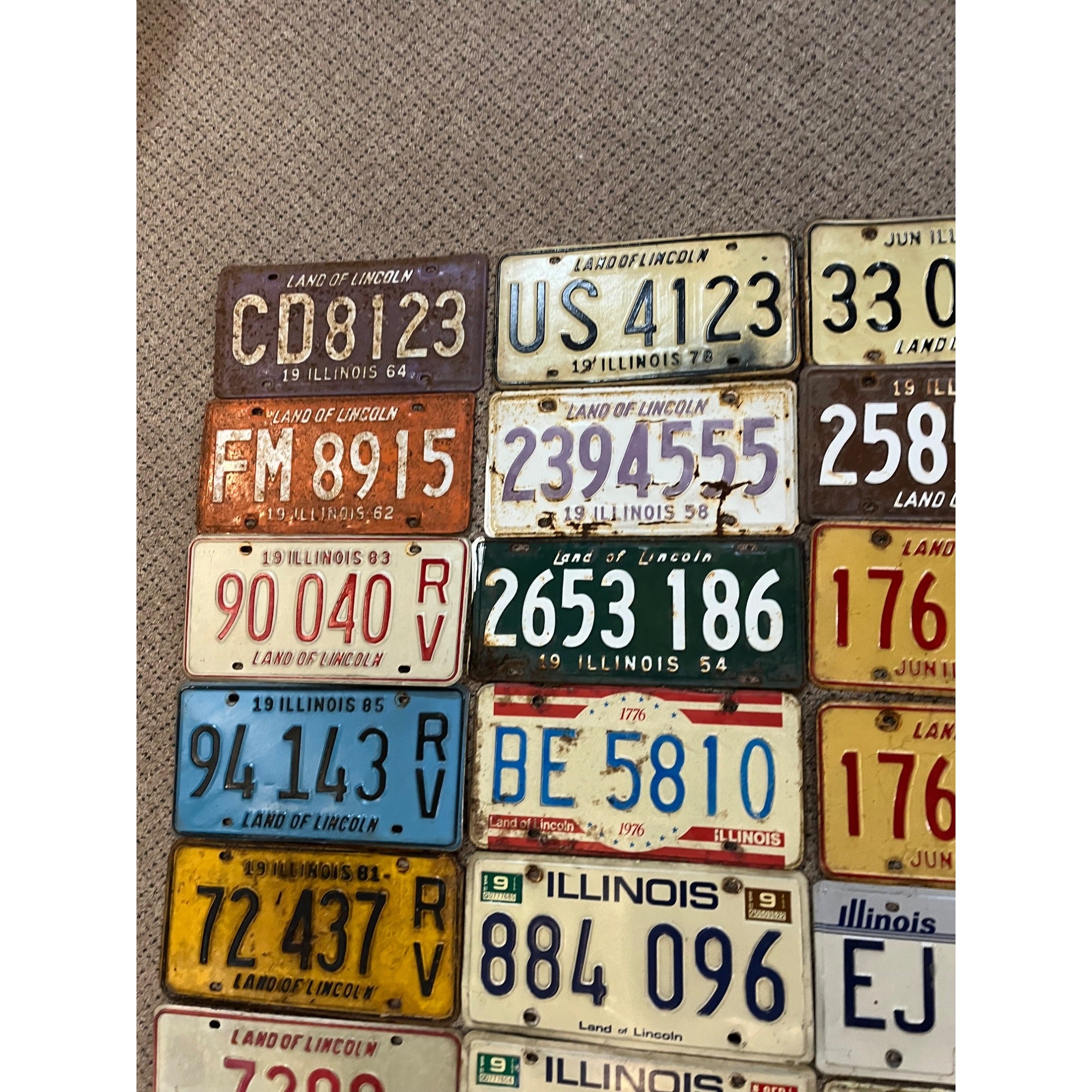 Vintage Huge Lot (30) Illinois Car RV Truck License Plates 1960s-1980s