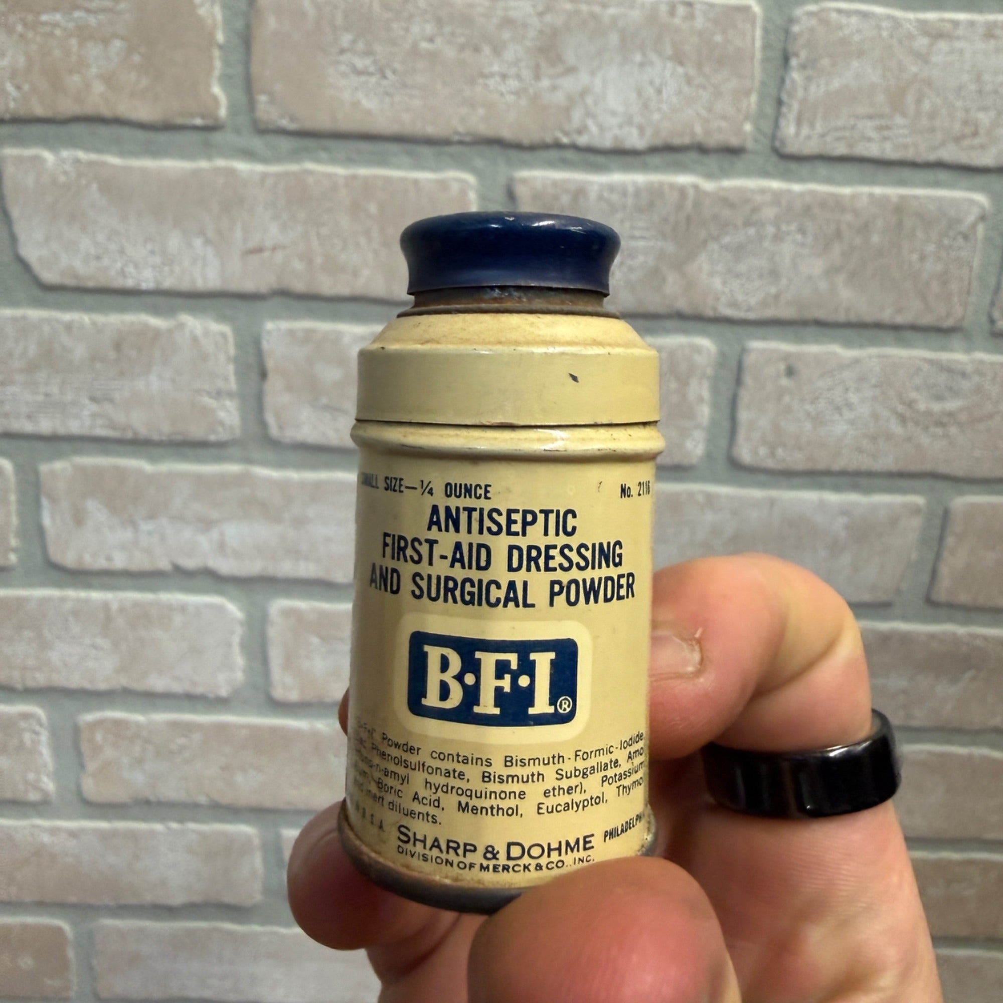 VTG BFI Antiseptic First-Aid Dressing & Surgical Powder 2-1/2" 1/4 ounce