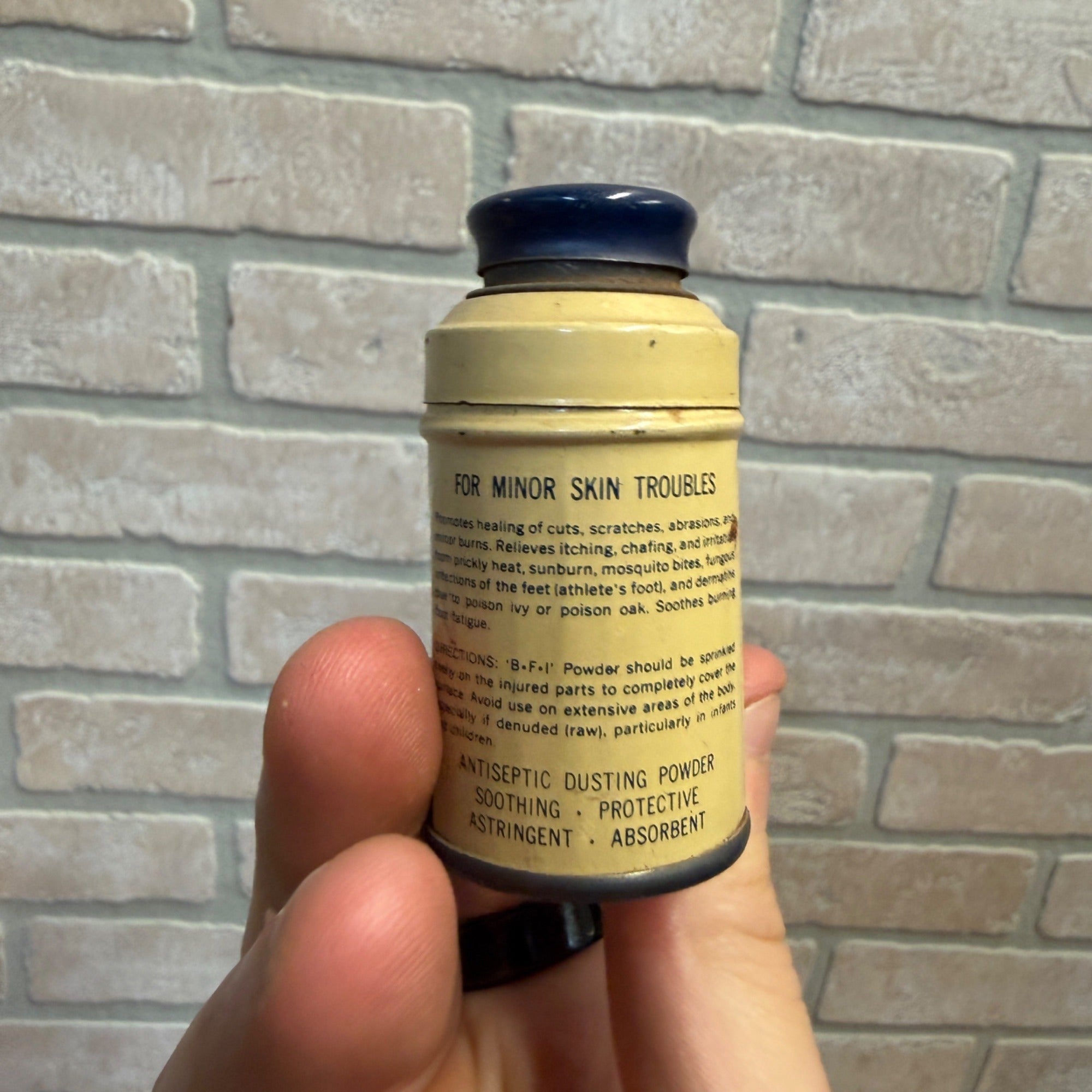 VTG BFI Antiseptic First-Aid Dressing & Surgical Powder 2-1/2" 1/4 ounce
