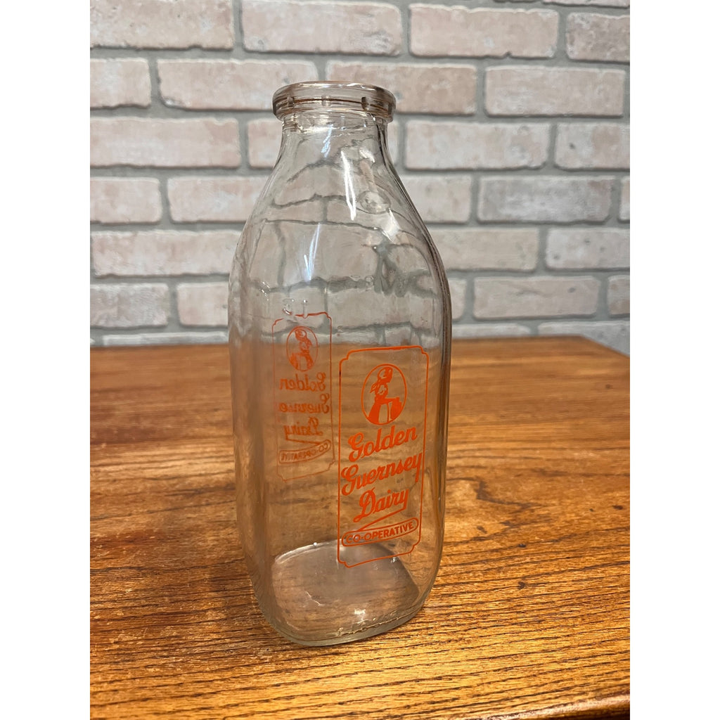Vintage Golden Guernsey Dairy Milk Bottle Quart Pyro ACL Milwaukee WI
