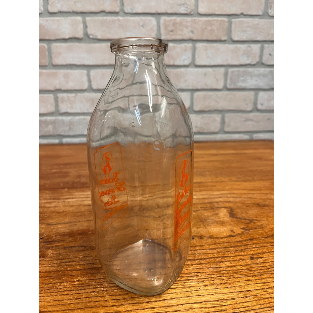Vintage Golden Guernsey Dairy Milk Bottle Quart Pyro ACL Milwaukee WI