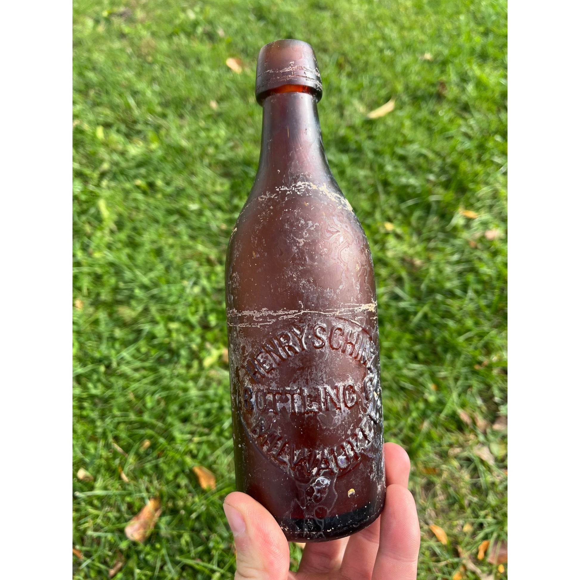 Henry Schinz c1890s Milwaukee Wis Amber Beer Bottle Blob Top