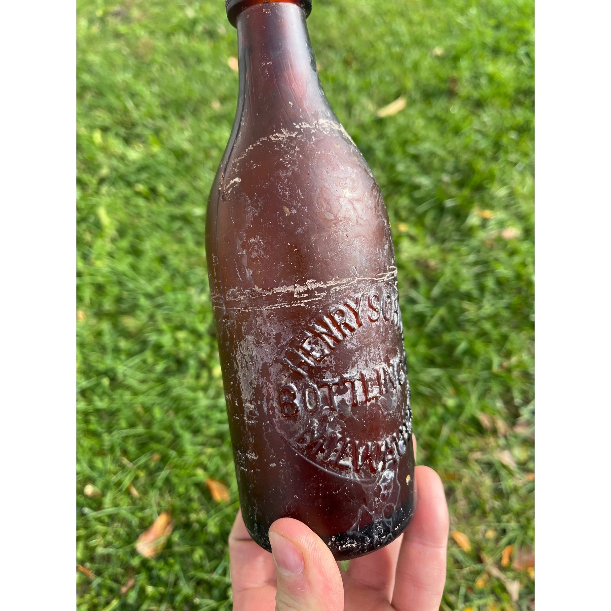 Henry Schinz c1890s Milwaukee Wis Amber Beer Bottle Blob Top