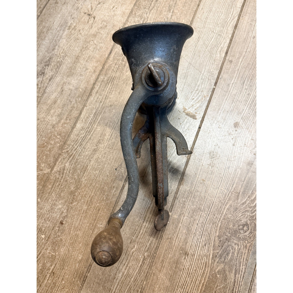 VINTAGE ENTERPRISE NO 10 MANUAL MEAT GRINDER TABLE MOUNT MADE IN USA