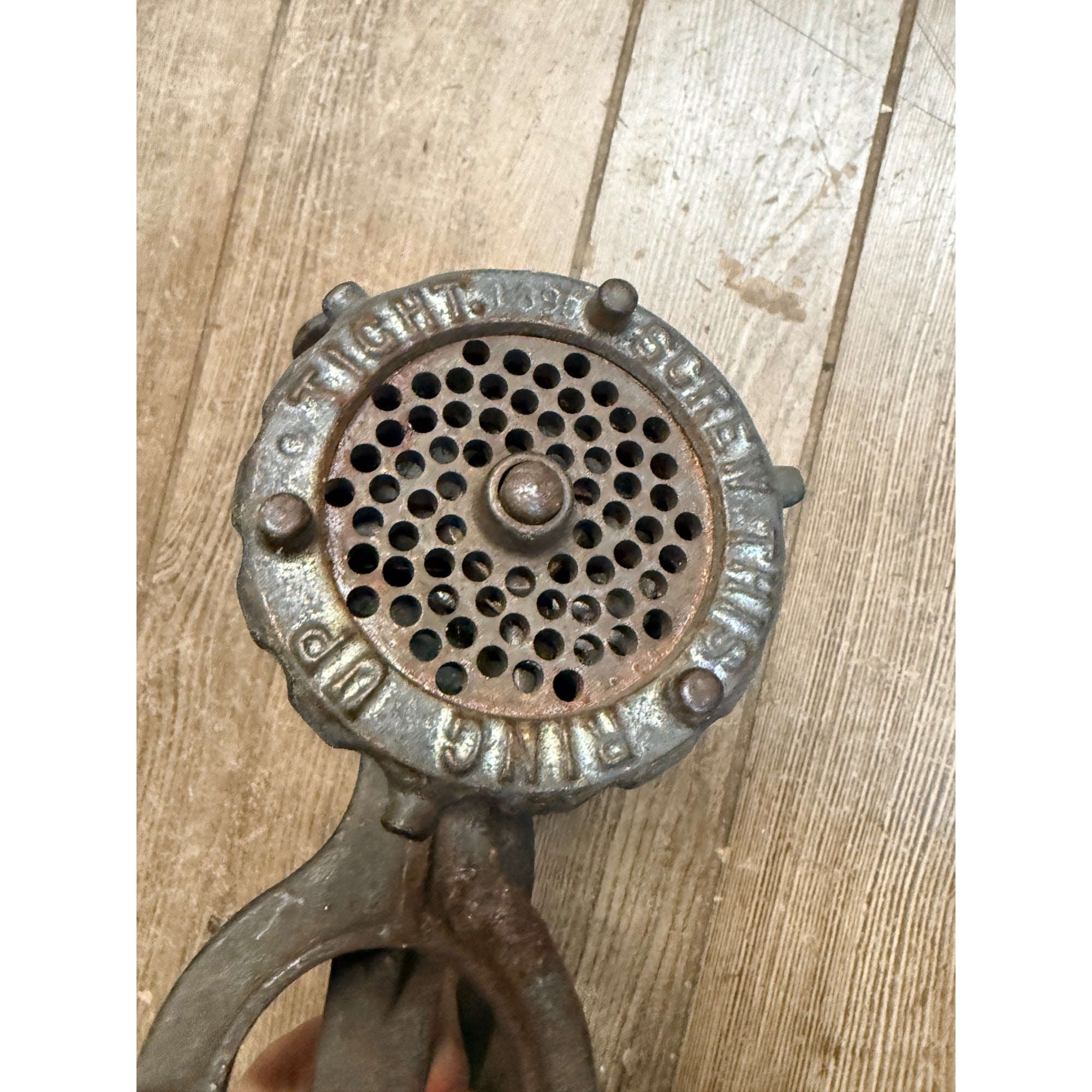 VINTAGE ENTERPRISE NO 10 MANUAL MEAT GRINDER TABLE MOUNT MADE IN USA