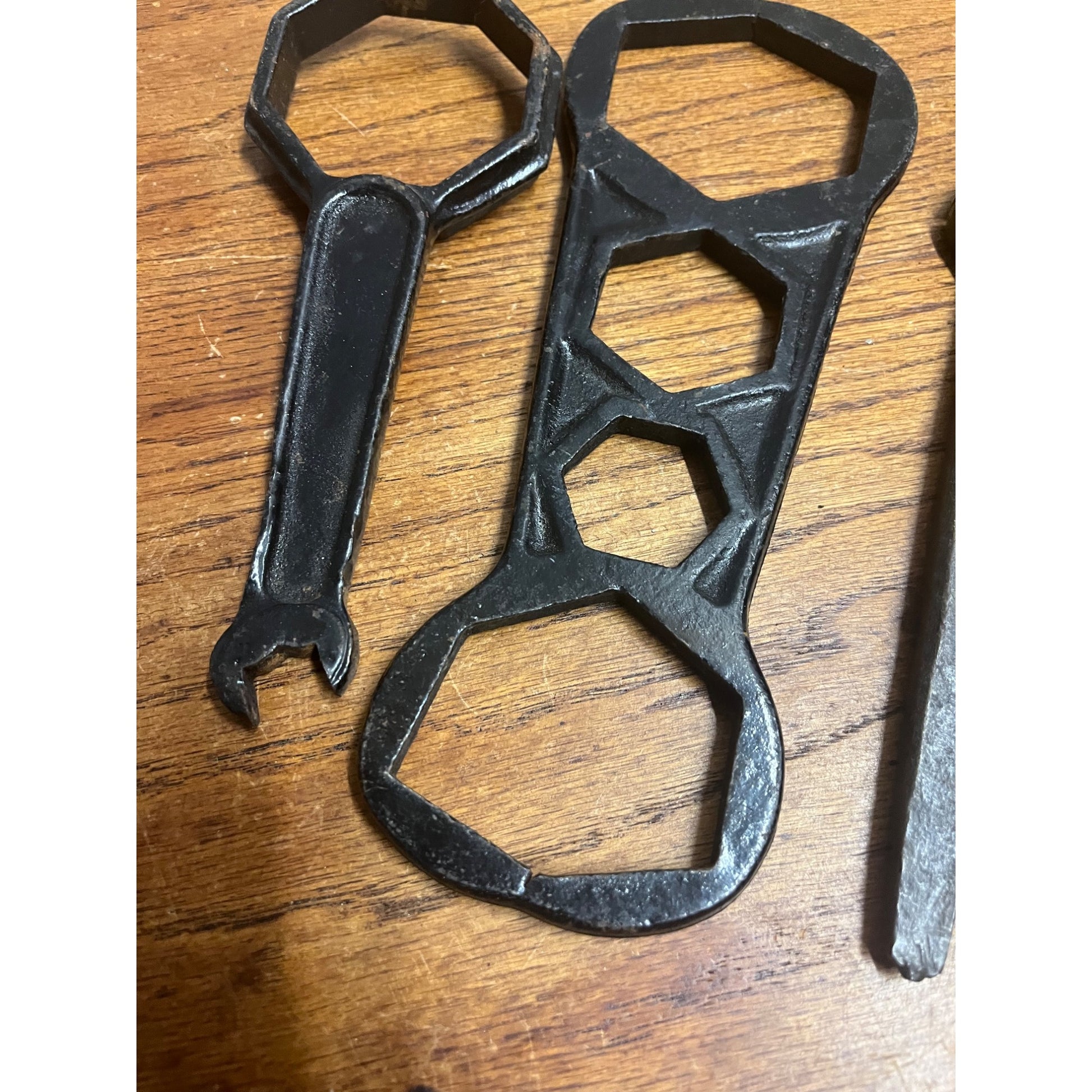 Antique Automobile Mechanics Hub Cap Wrenches Lot (3) Tools