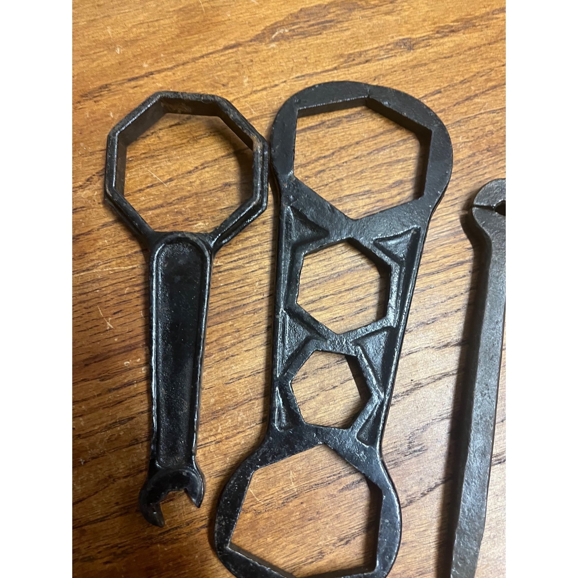 Antique Automobile Mechanics Hub Cap Wrenches Lot (3) Tools