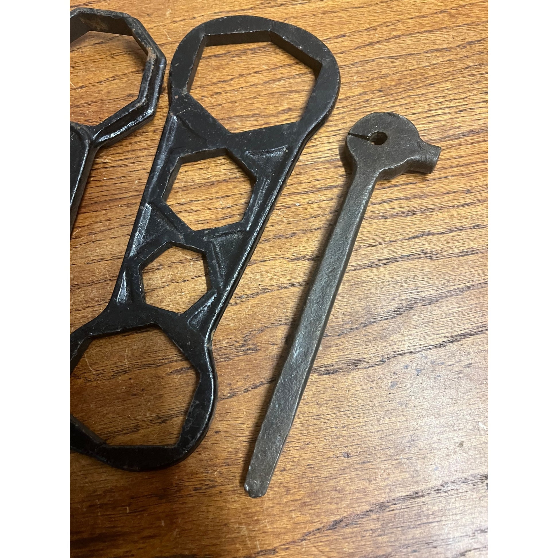 Antique Automobile Mechanics Hub Cap Wrenches Lot (3) Tools