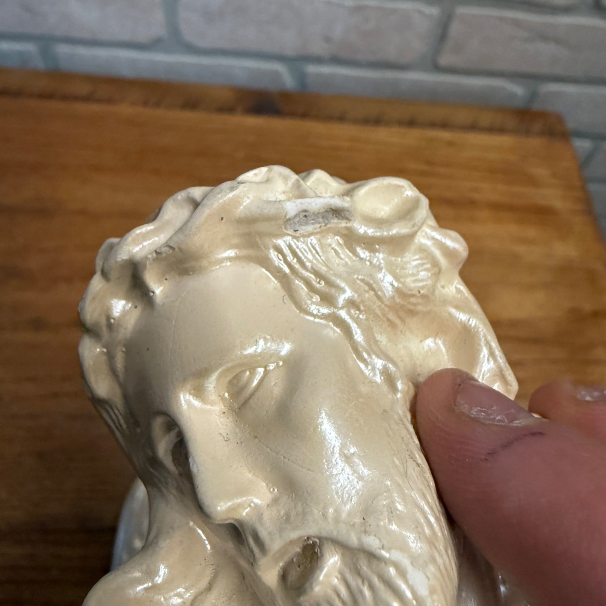 Pair Of Vintage Painted Gold Jesus And Mary Plaster Chalkware Wall Hanging