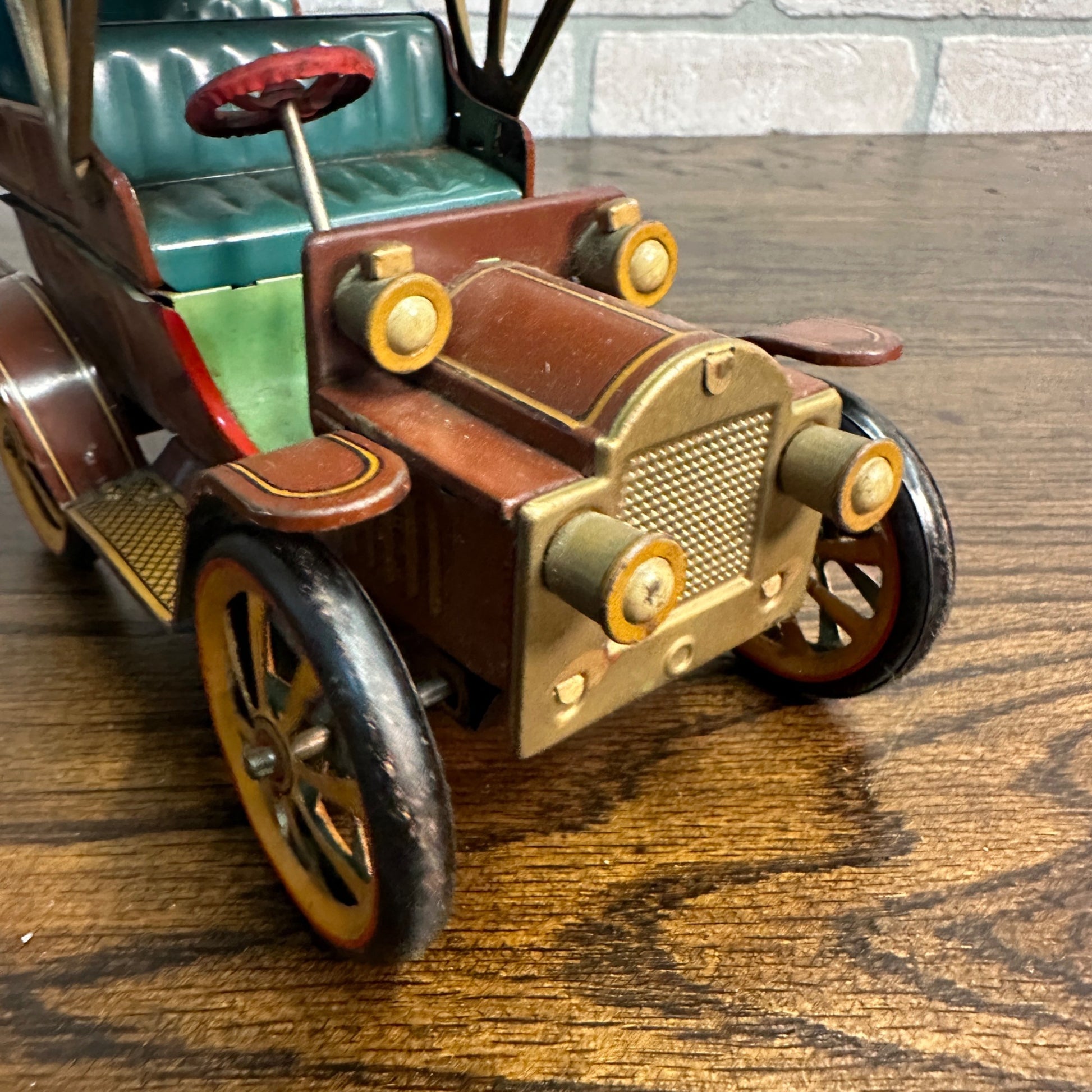 Vintage Modern Toys Tin Litho Print Friction Ford Model T Buggy Car Japan 7 Inch
