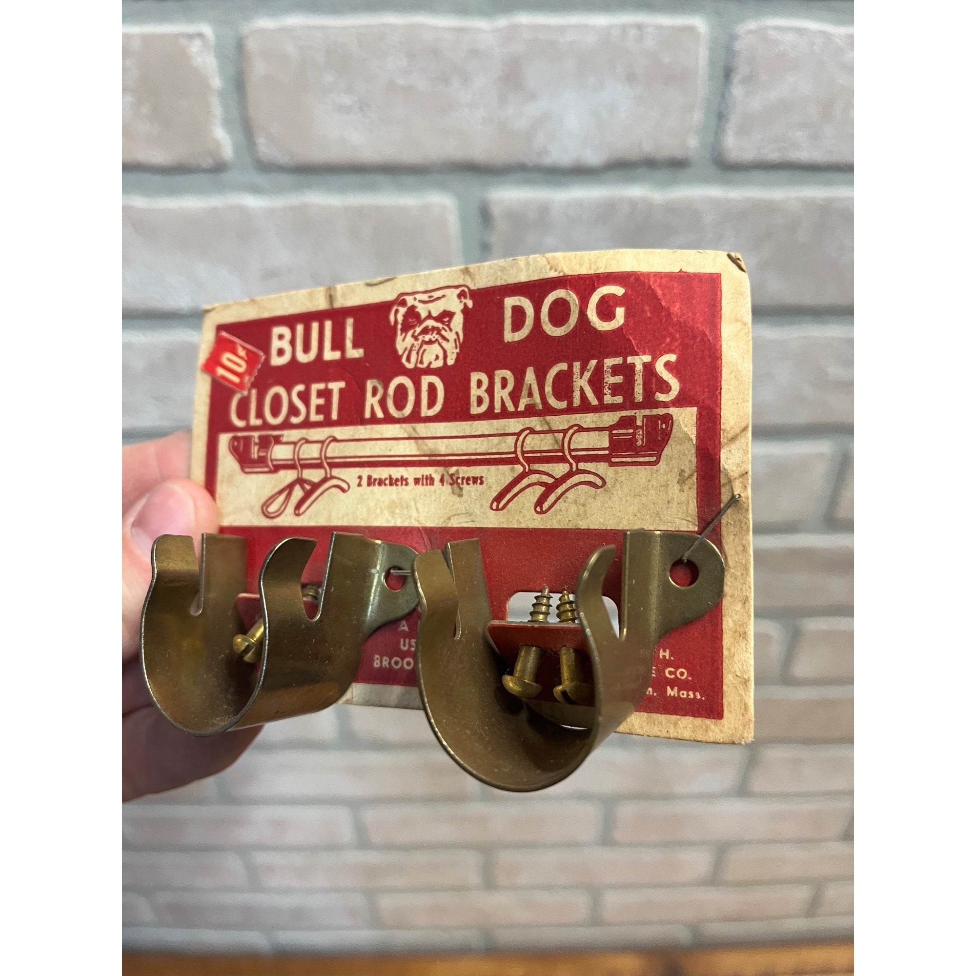 Vintage Bull Dog Closet Rod Brackets Advertising New NOS Store Card