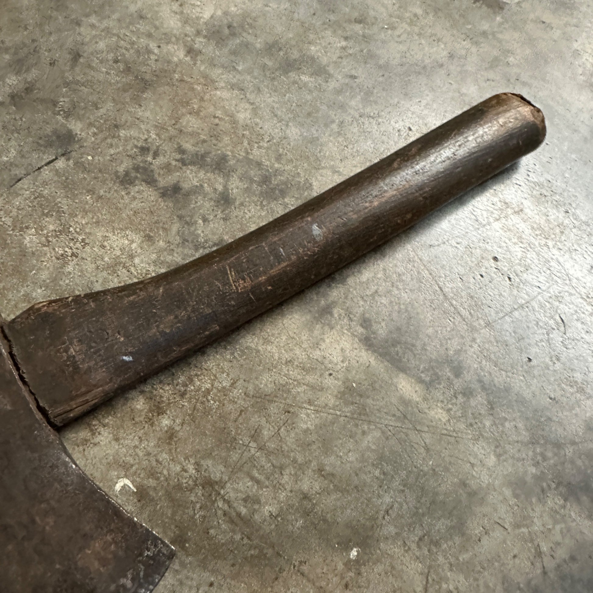 RARE ORIGINAL M1910 WW1 US ARMY MILITARY AXE HATCHET OLD MARKING