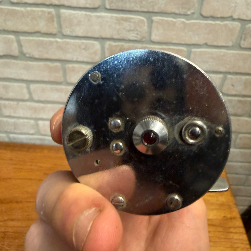 Gambles Hiawatha Vintage Collectible Level Wind Fishing Reel Used