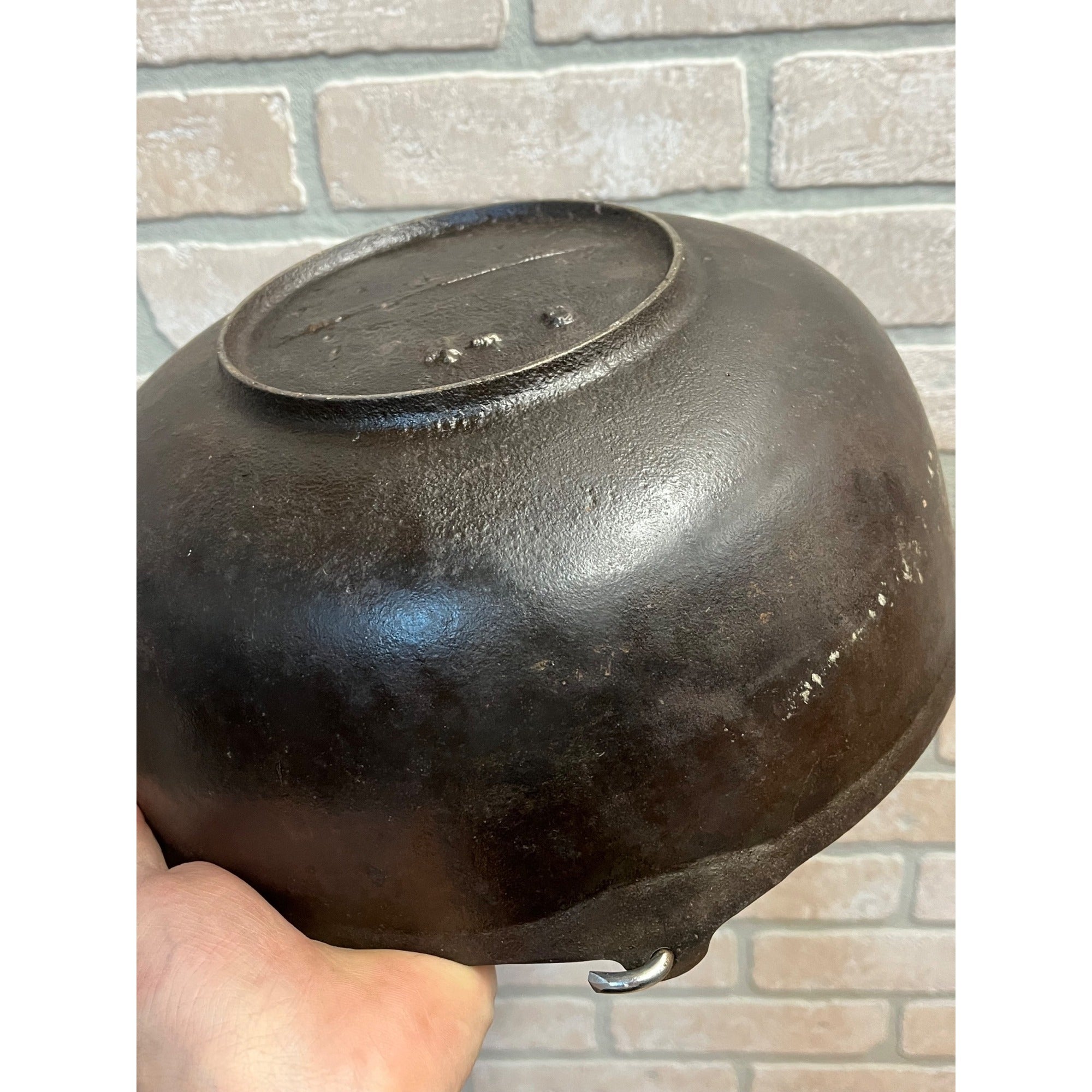 Antique 19th c. Cast Iron Gate Marked 1800s Cowboy Kettle Camping Cookware Pot