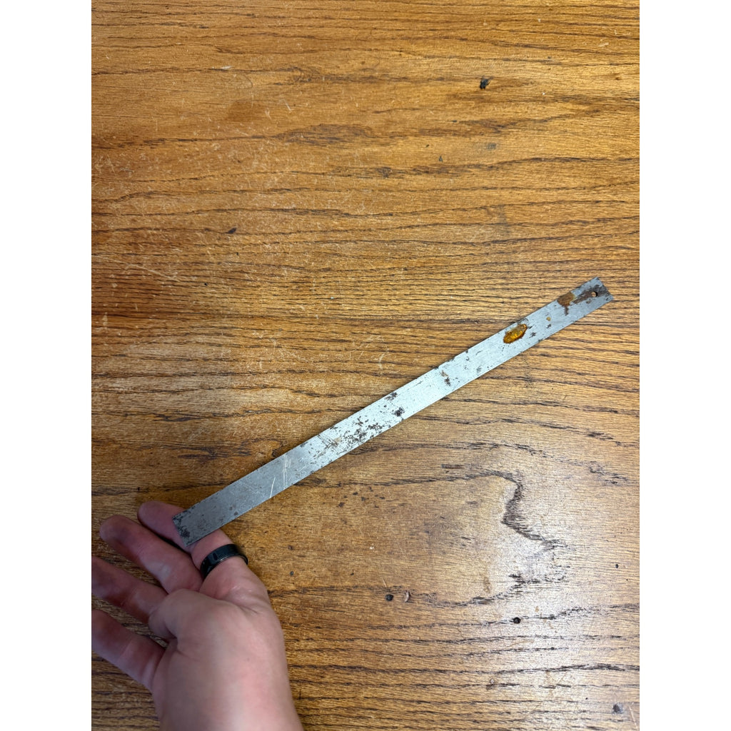 Vintage Advertising Essex Paint Varnishes Metal Ruler Tool Measuring Stick