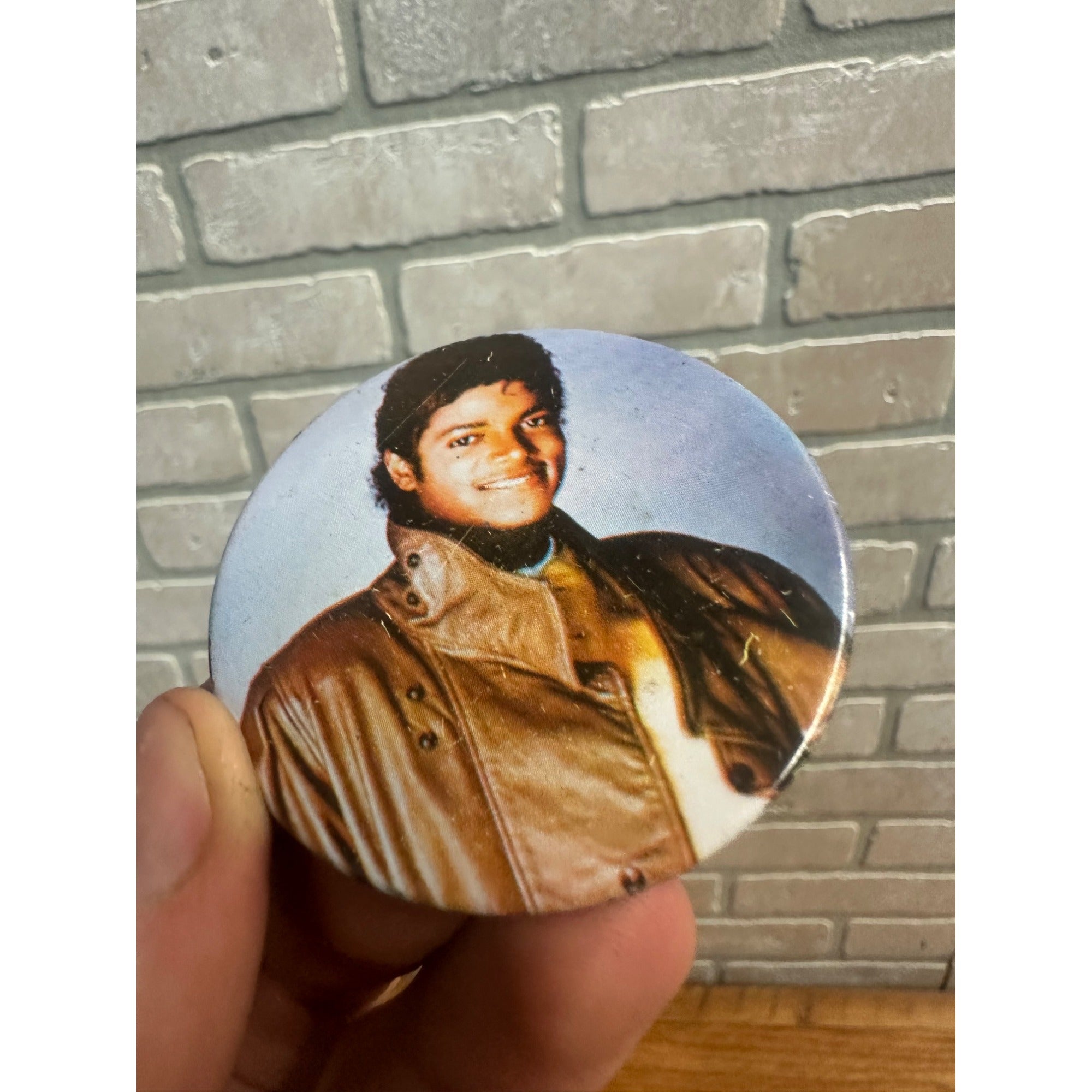 Vintage 1980s Michael Jackson Photo Pin Button Pinback 2-1/4" Diameter